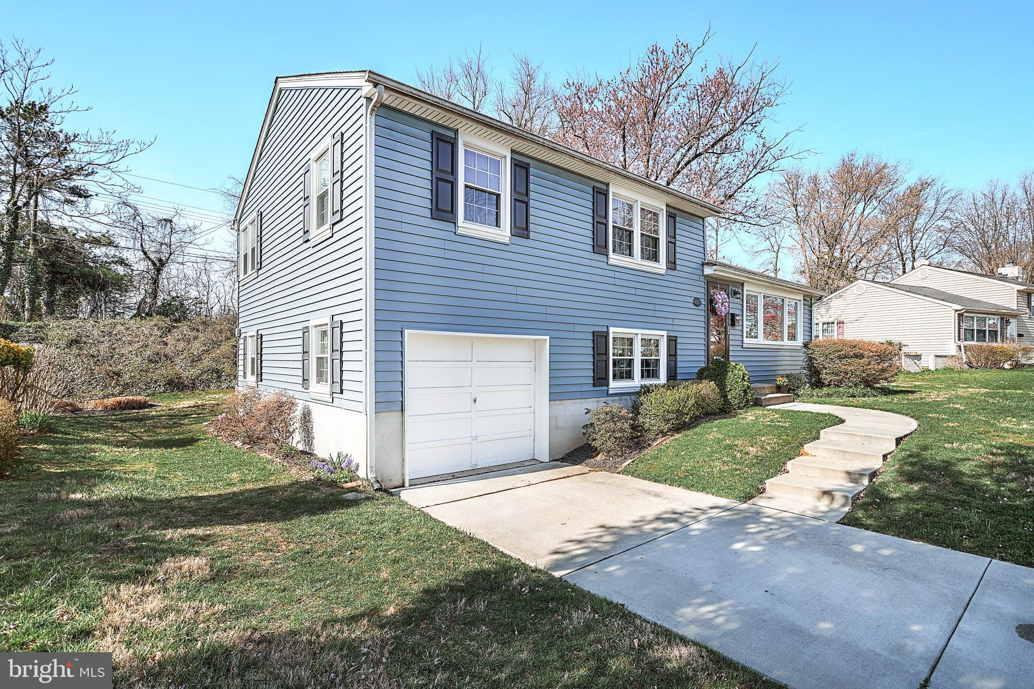 DULANEY VILLAGE - Residential