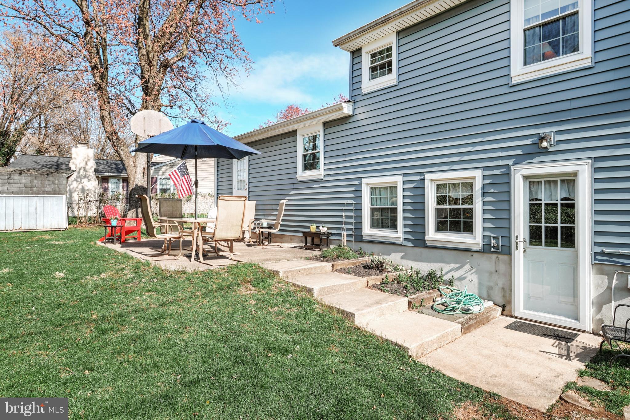 DULANEY VILLAGE - Residential