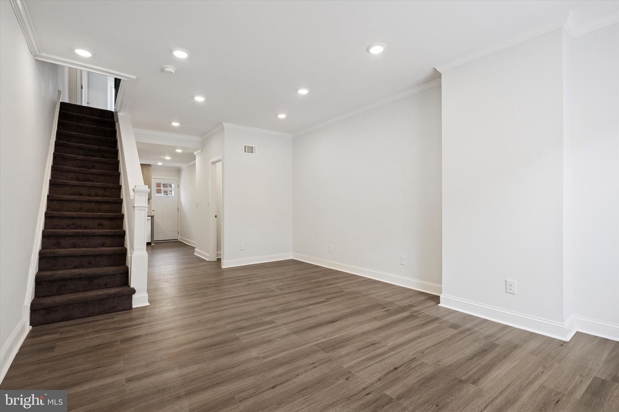 PORT RICHMOND - Residential