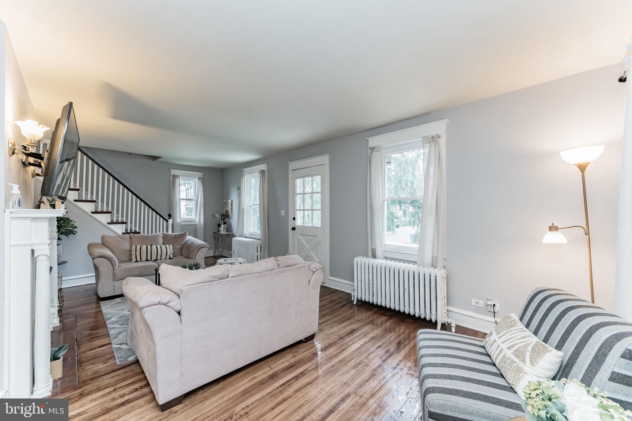 WILLOW MANOR - Residential