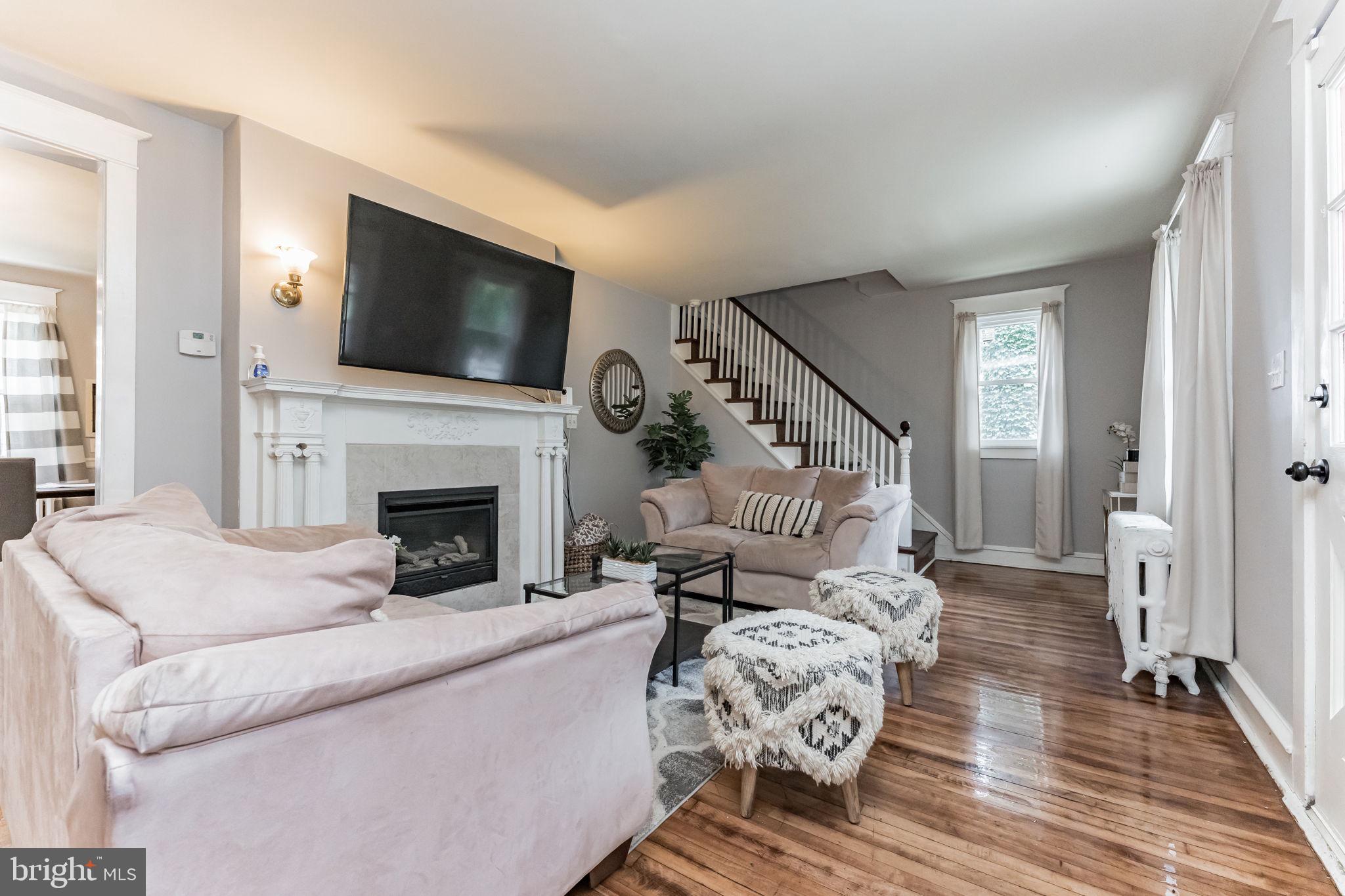 WILLOW MANOR - Residential