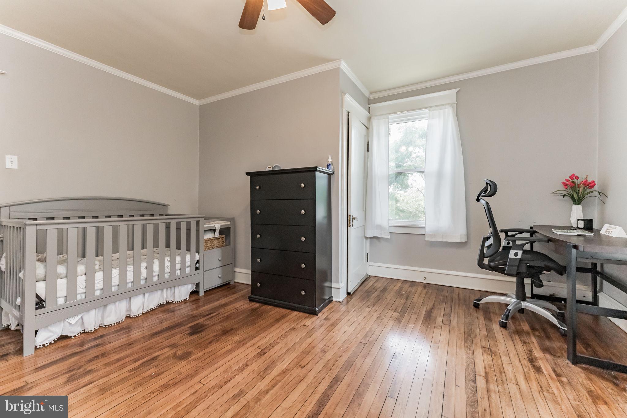 WILLOW MANOR - Residential