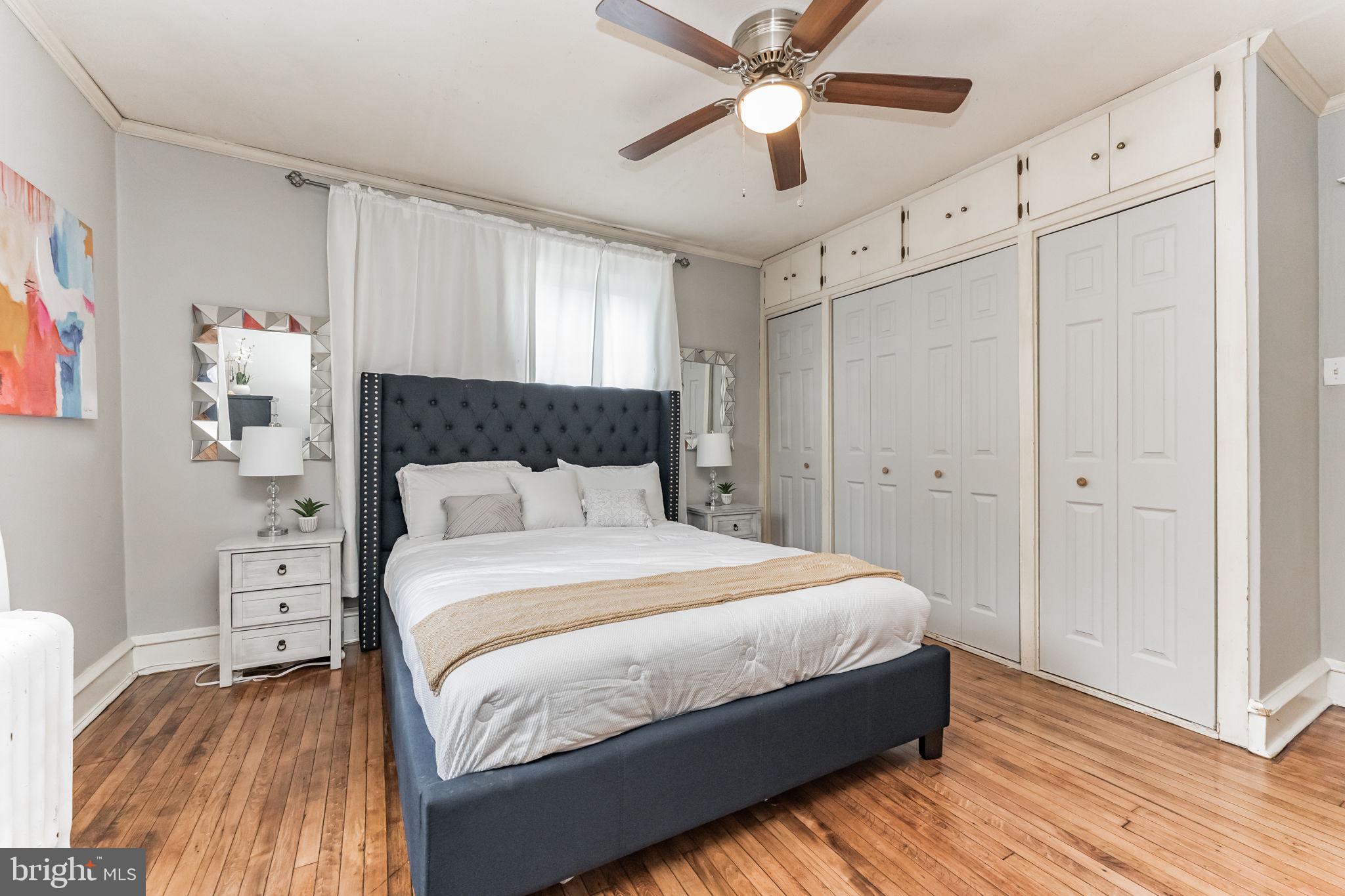 WILLOW MANOR - Residential