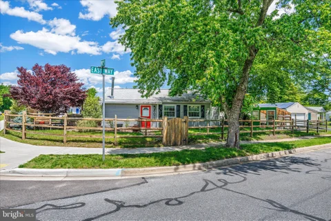 801 Dale Road, Glen Burnie, MD 21060 - #: MDAA2147300