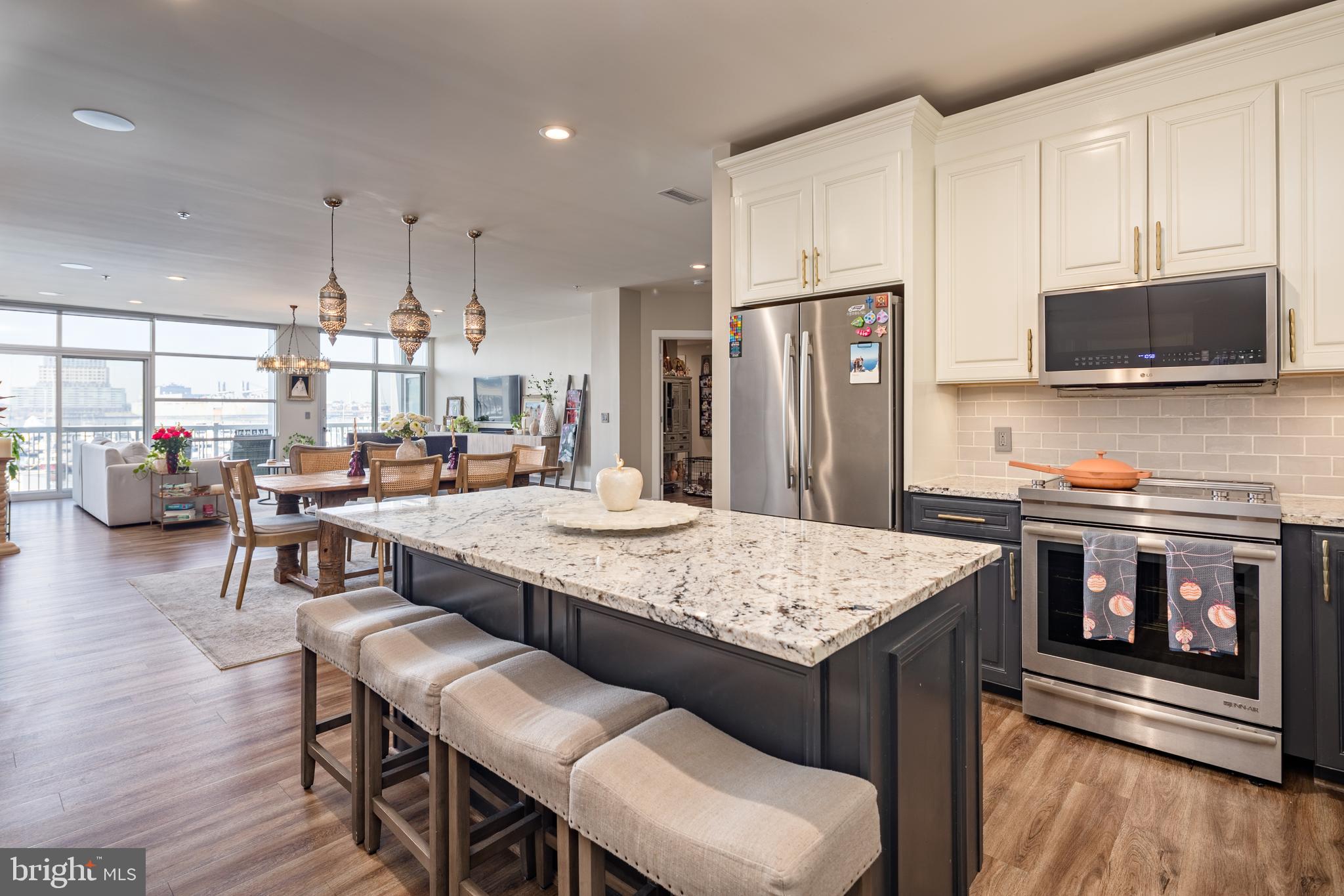 CANTON - Residential