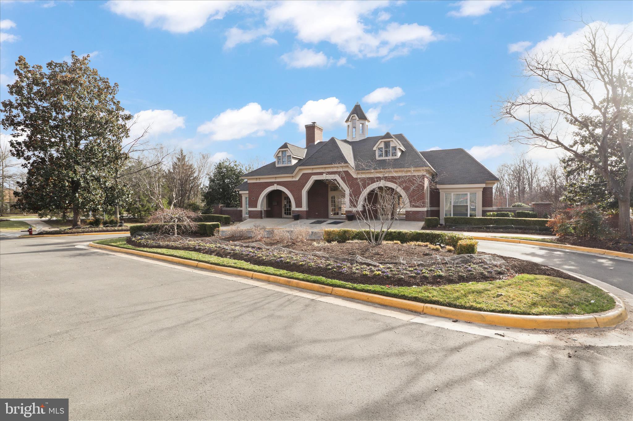 SULLY STATION - Residential
