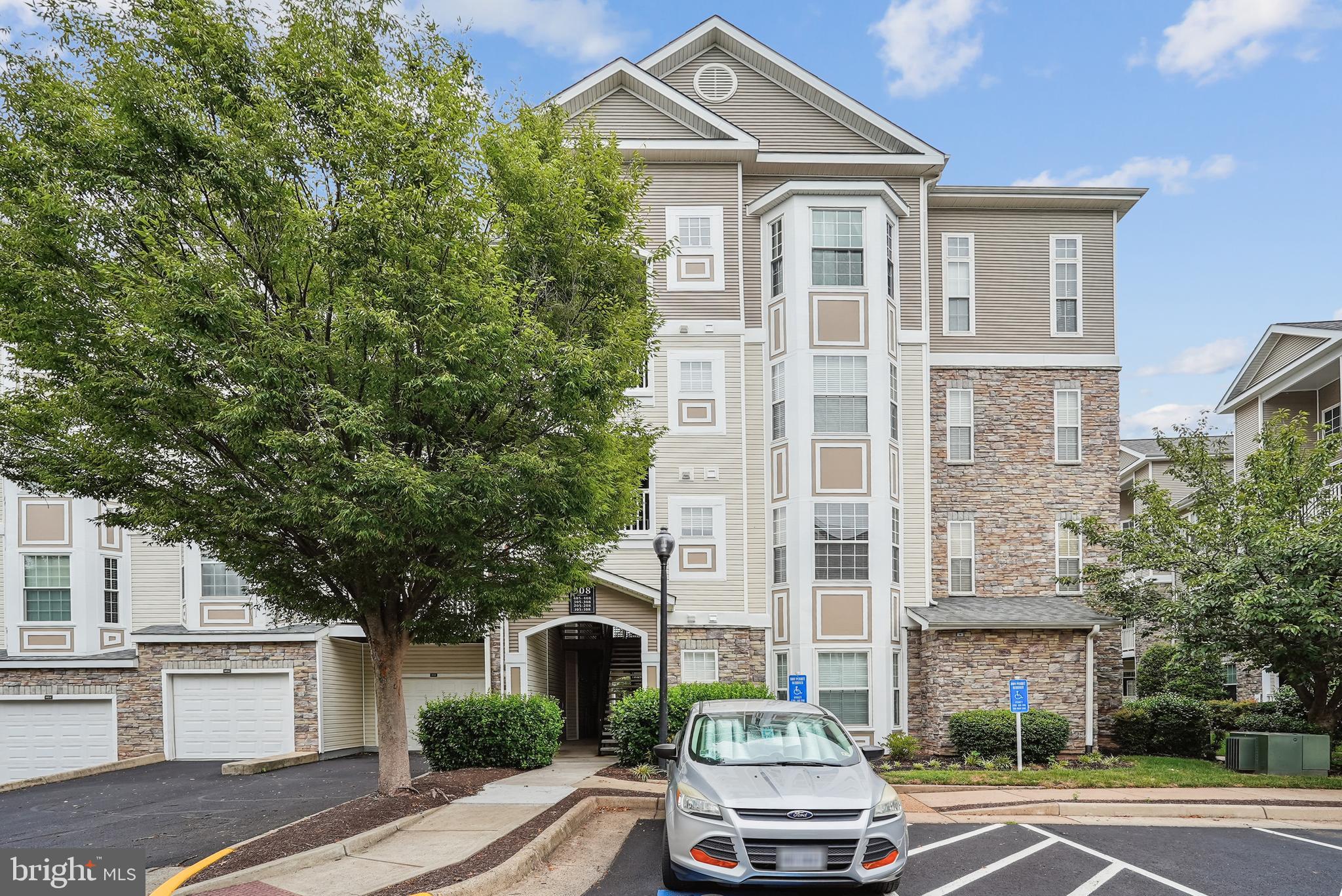 508 SUNSET VIEW TERRACE SE 407