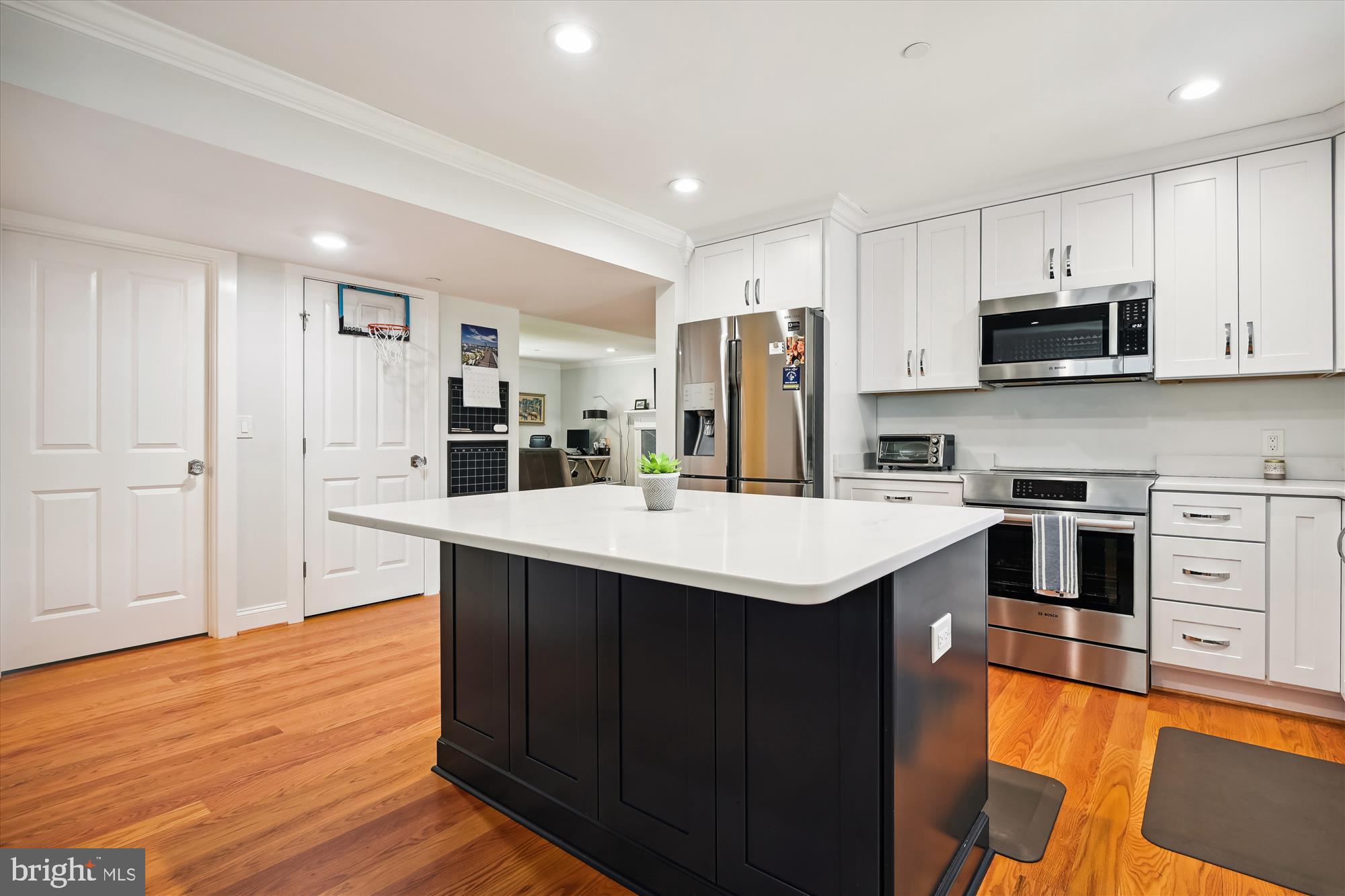 EASTPORT - Residential Lease