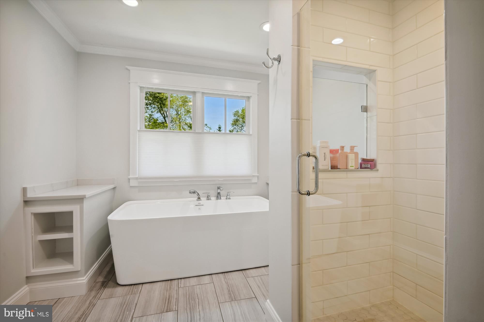 EASTPORT - Residential Lease