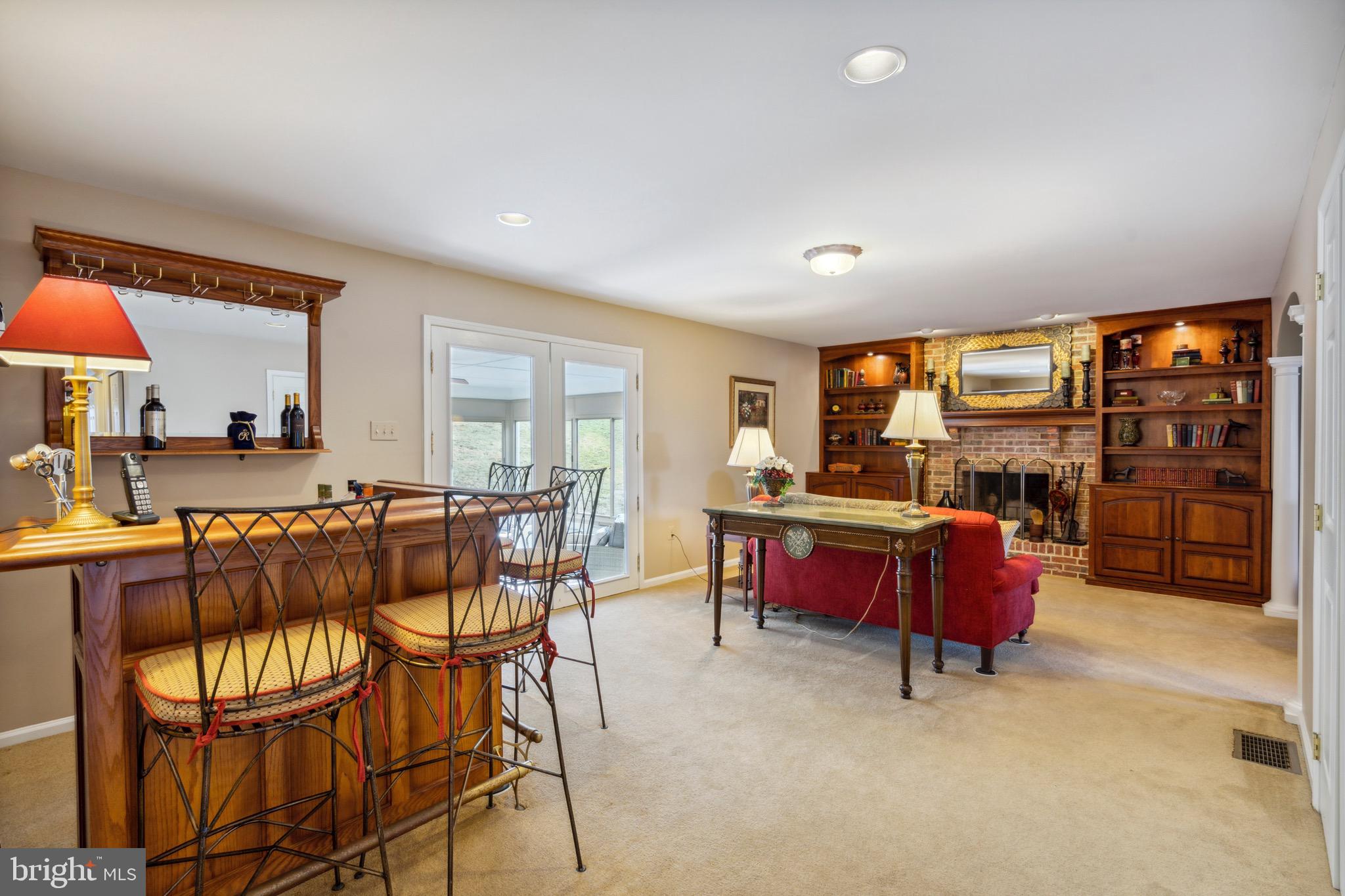 THE ESTATES OF DOYLESTOWN - Residential