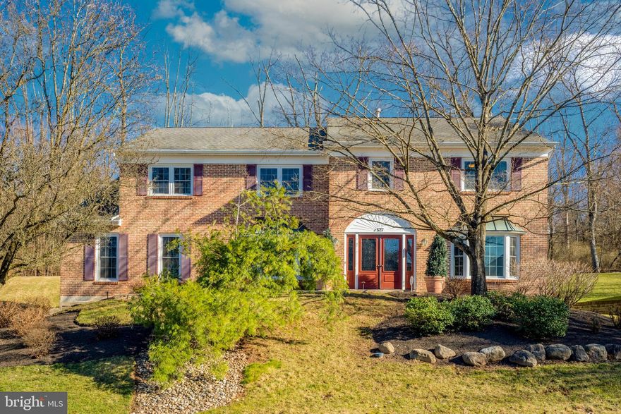 The EVERYTHING YOU COULD WISH FOR HOUSE..... (more photos coming)...Sophisticated elegance with thoughtfully added enhancements.....conveniently located in the highly sought after Estate of Doylestown.
Live in your little parklike setting yet get where ever you want to go, Phila,New York, New Jersey....with ease...or just work from home in fully finished lower level!