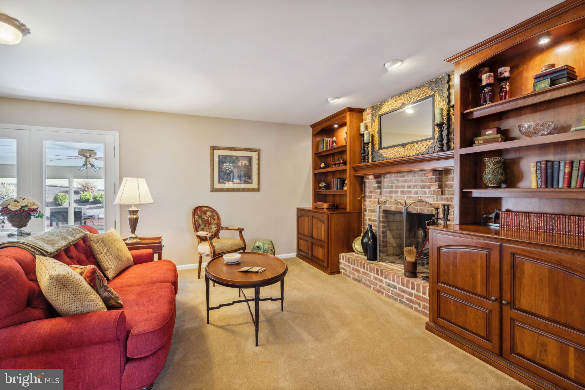 THE ESTATES OF DOYLESTOWN - Residential