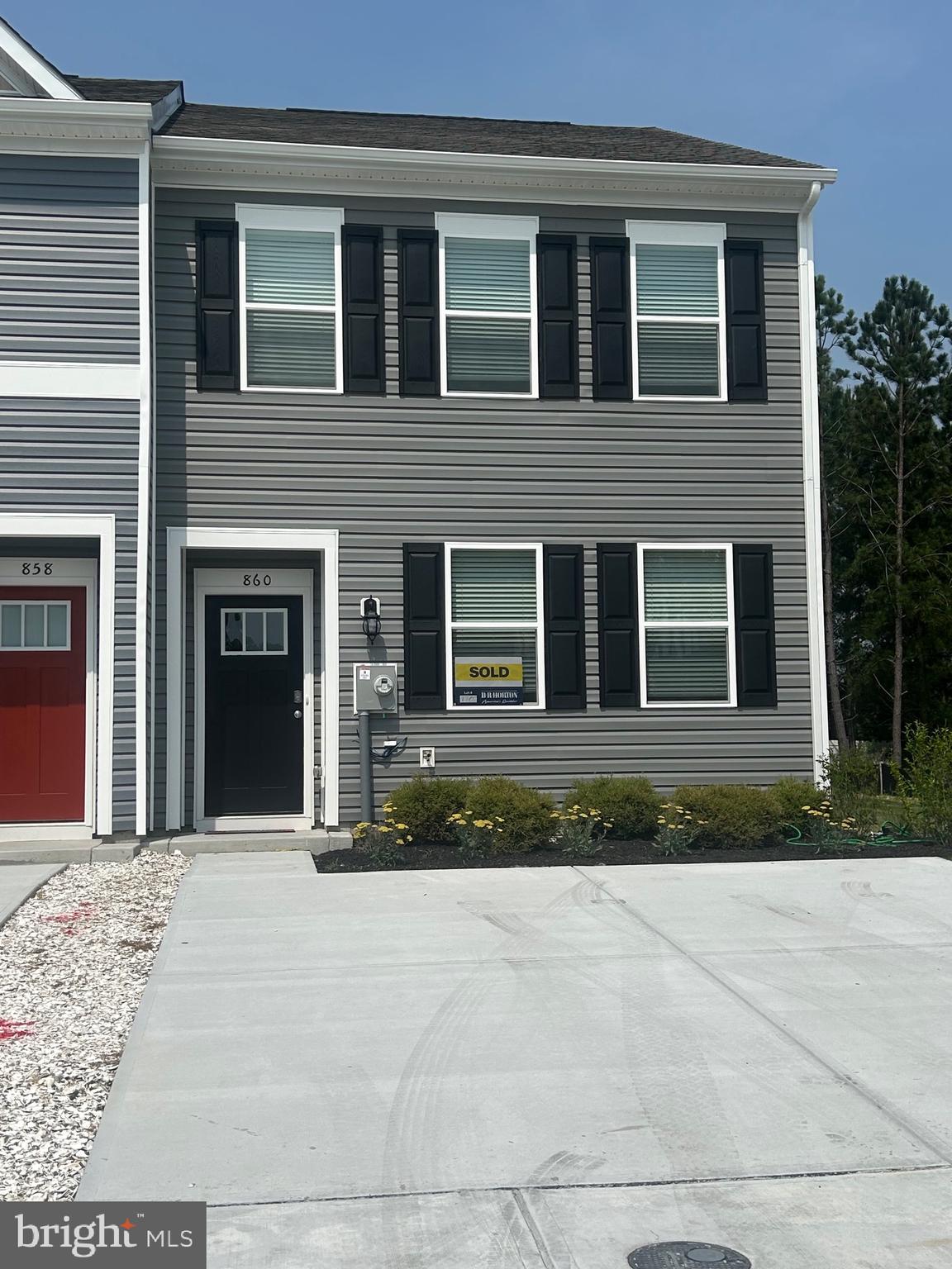 Be the first to live in this brand new construction end of row townhome in the desirable Sassafras Meadows community! This home features a spacious open floor plan with modern finishes throughout. Enjoy 3 bedrooms, 2.5 bathrooms, and the convenience of an in-unit washer and dryer and it backs to trees adding a little extra privacy.
Located just minutes from Salisbury University, shopping, dining, and major commuter routes. Perfect for professionals, families, students or university staff.
Contact listing agent for application.