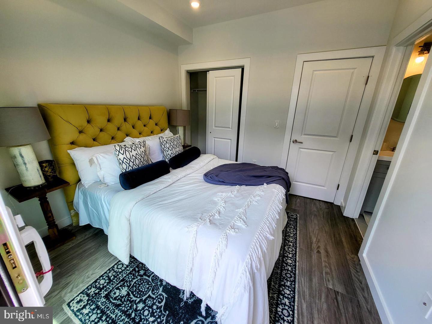 FAIRMOUNT - Residential Lease