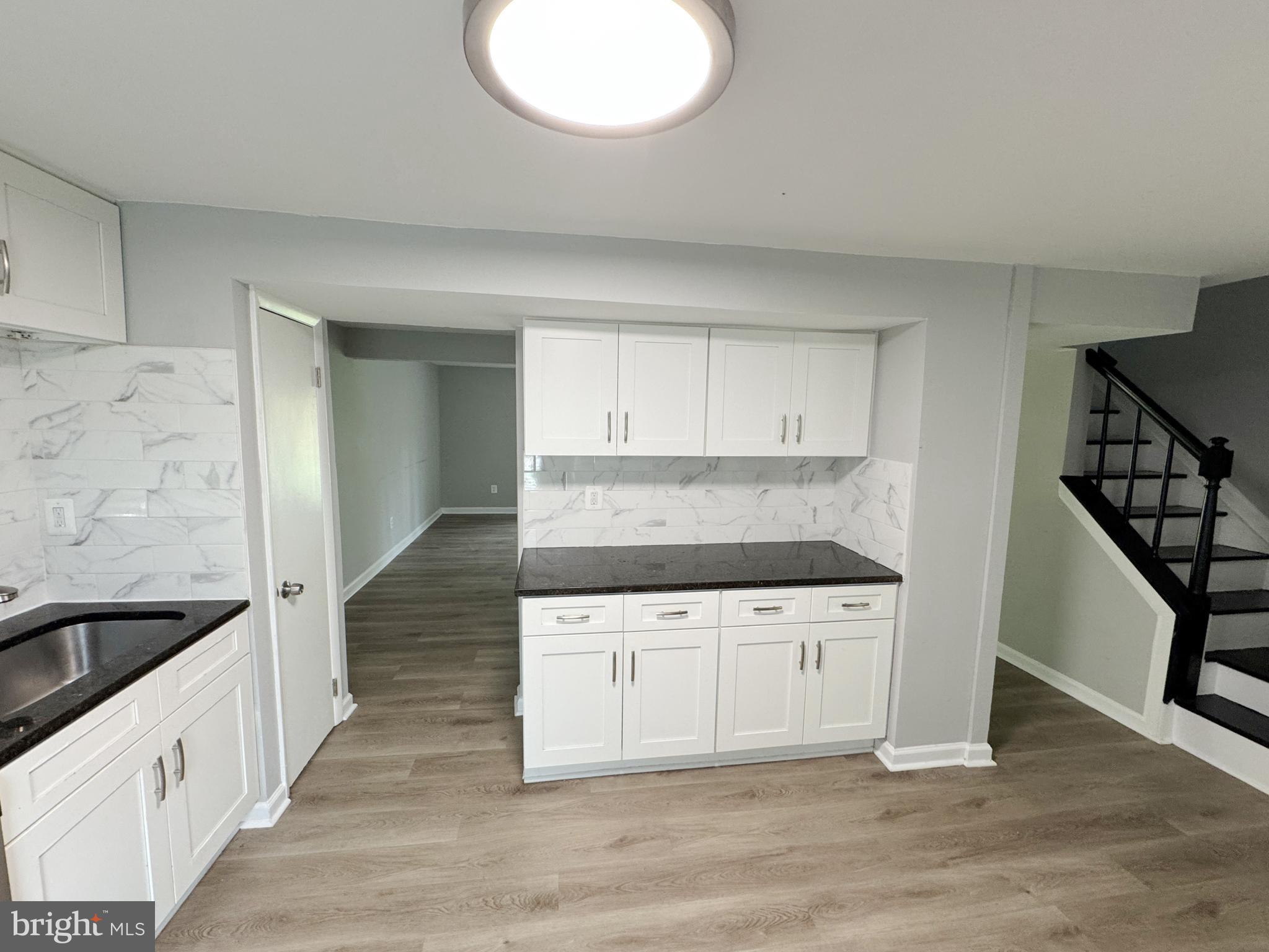 TOWN AND COUNTRY - Residential