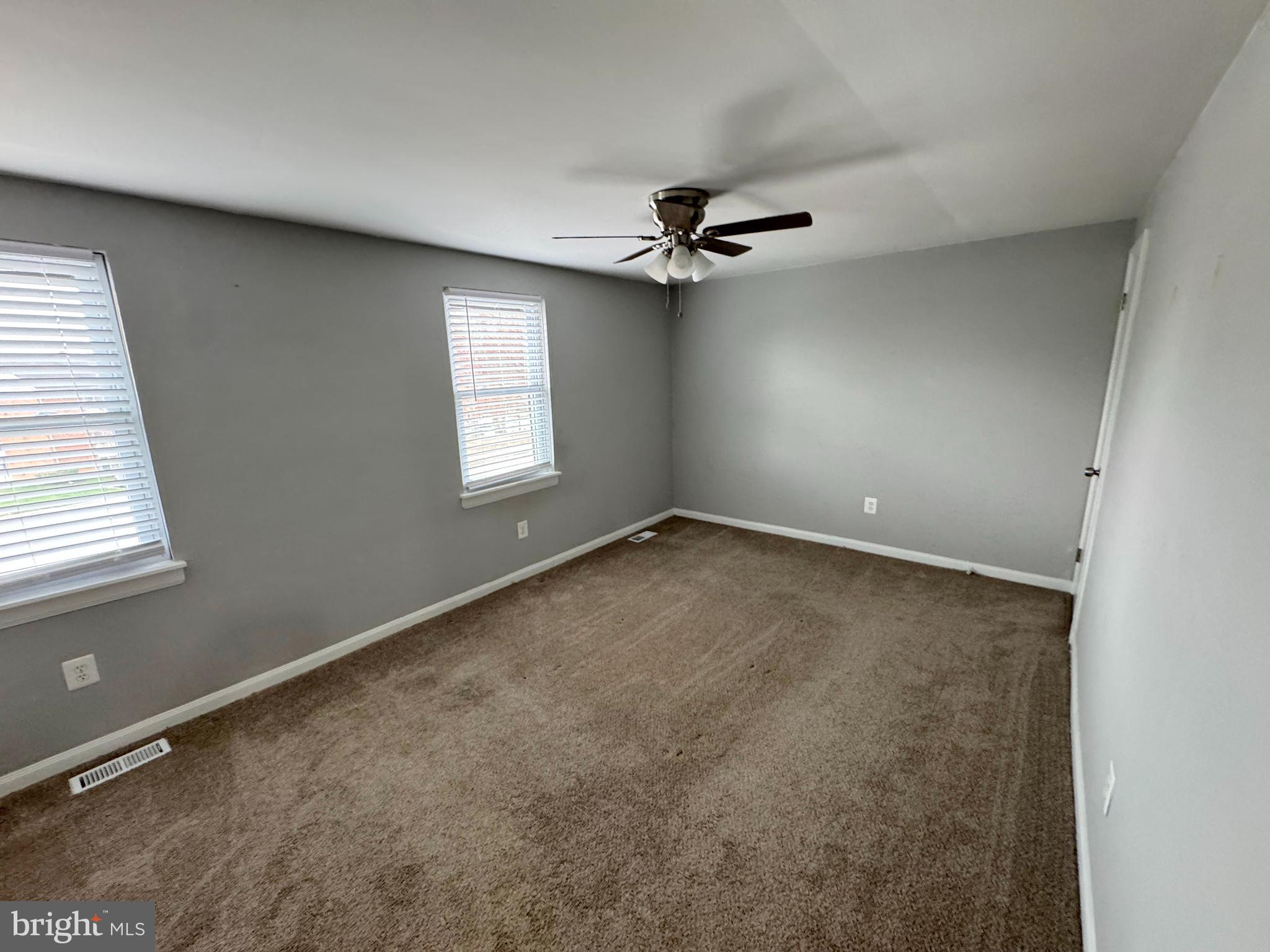 TOWN AND COUNTRY - Residential