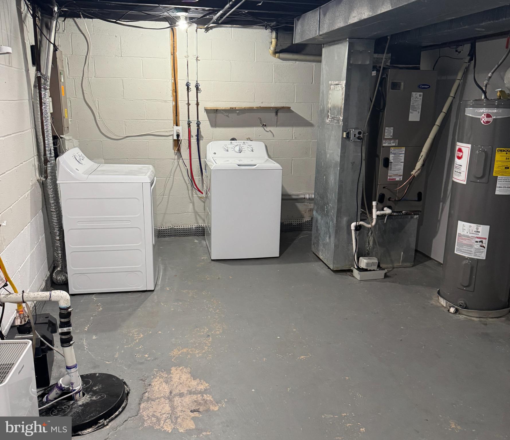 TOWN AND COUNTRY - Residential