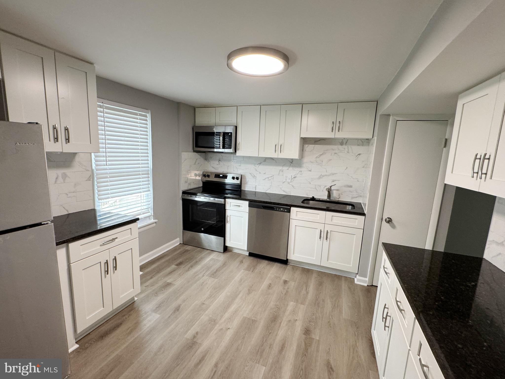 TOWN AND COUNTRY - Residential