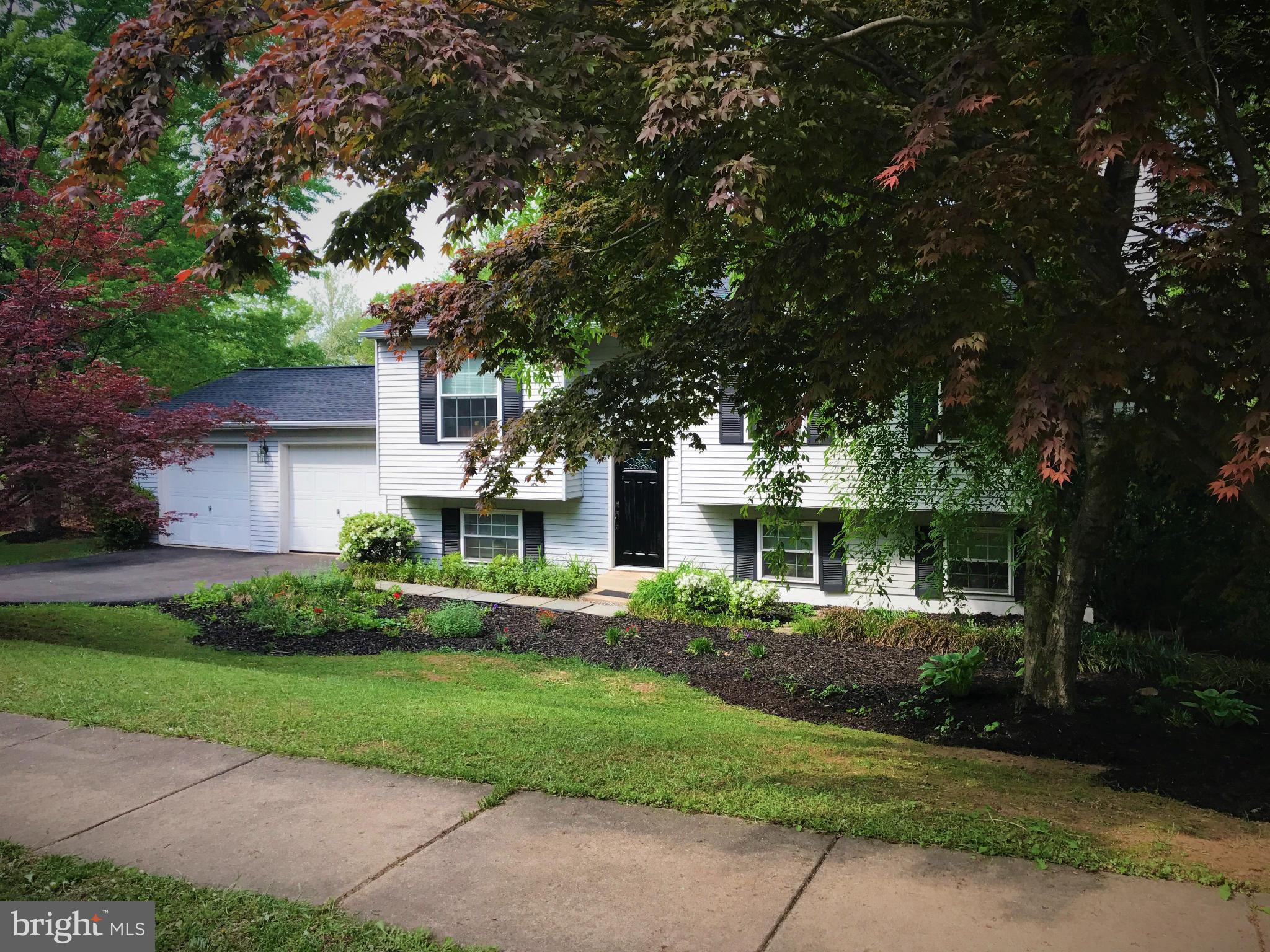 GLENBROOKE WOODS - Residential