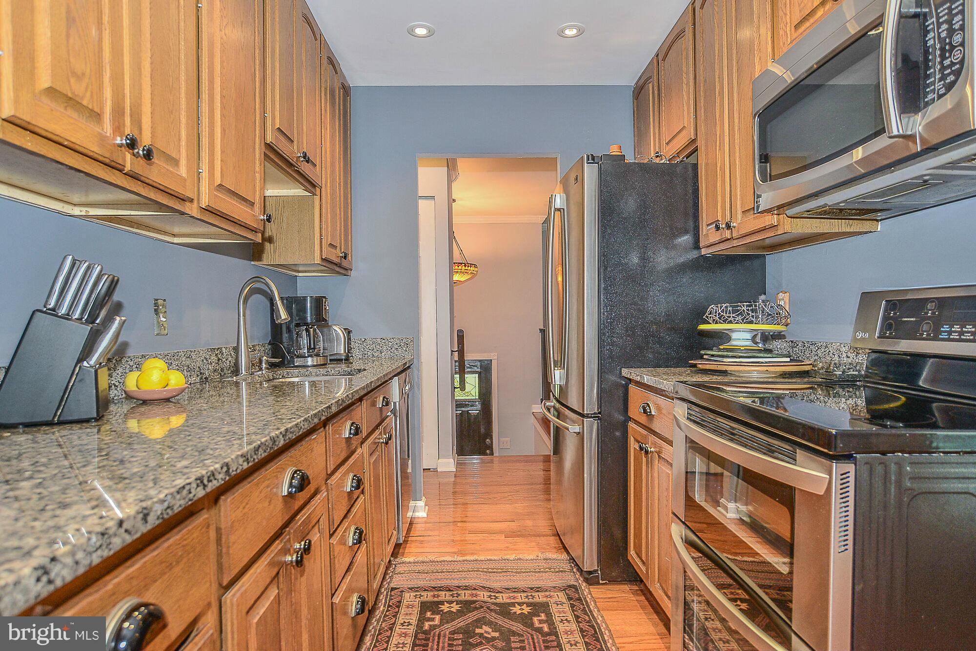 GLENBROOKE WOODS - Residential