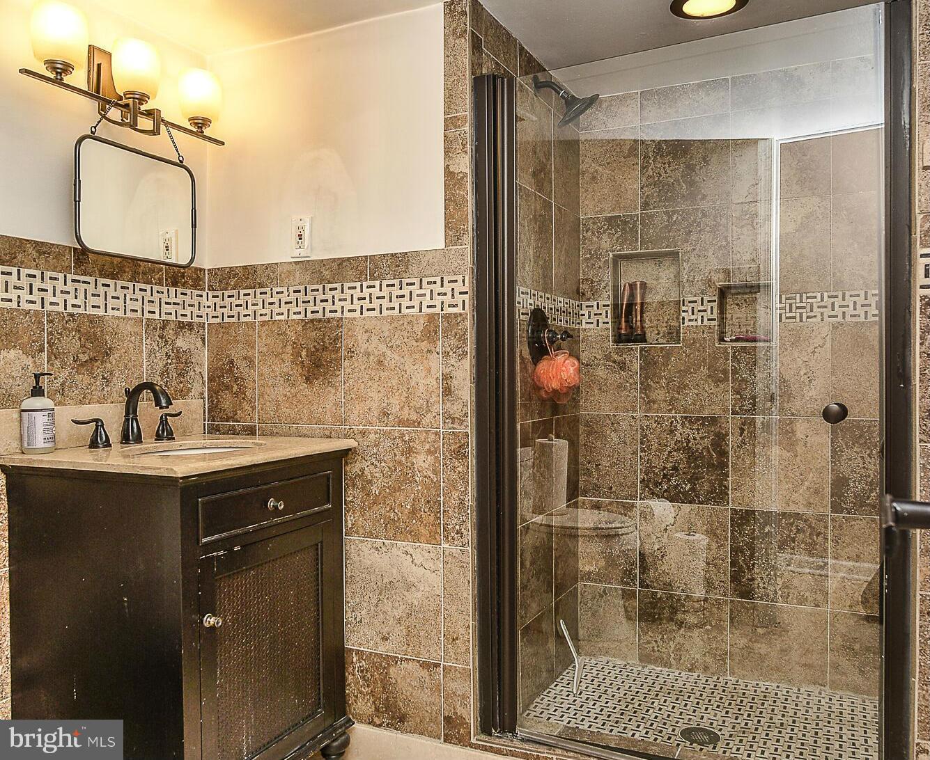 GLENBROOKE WOODS - Residential