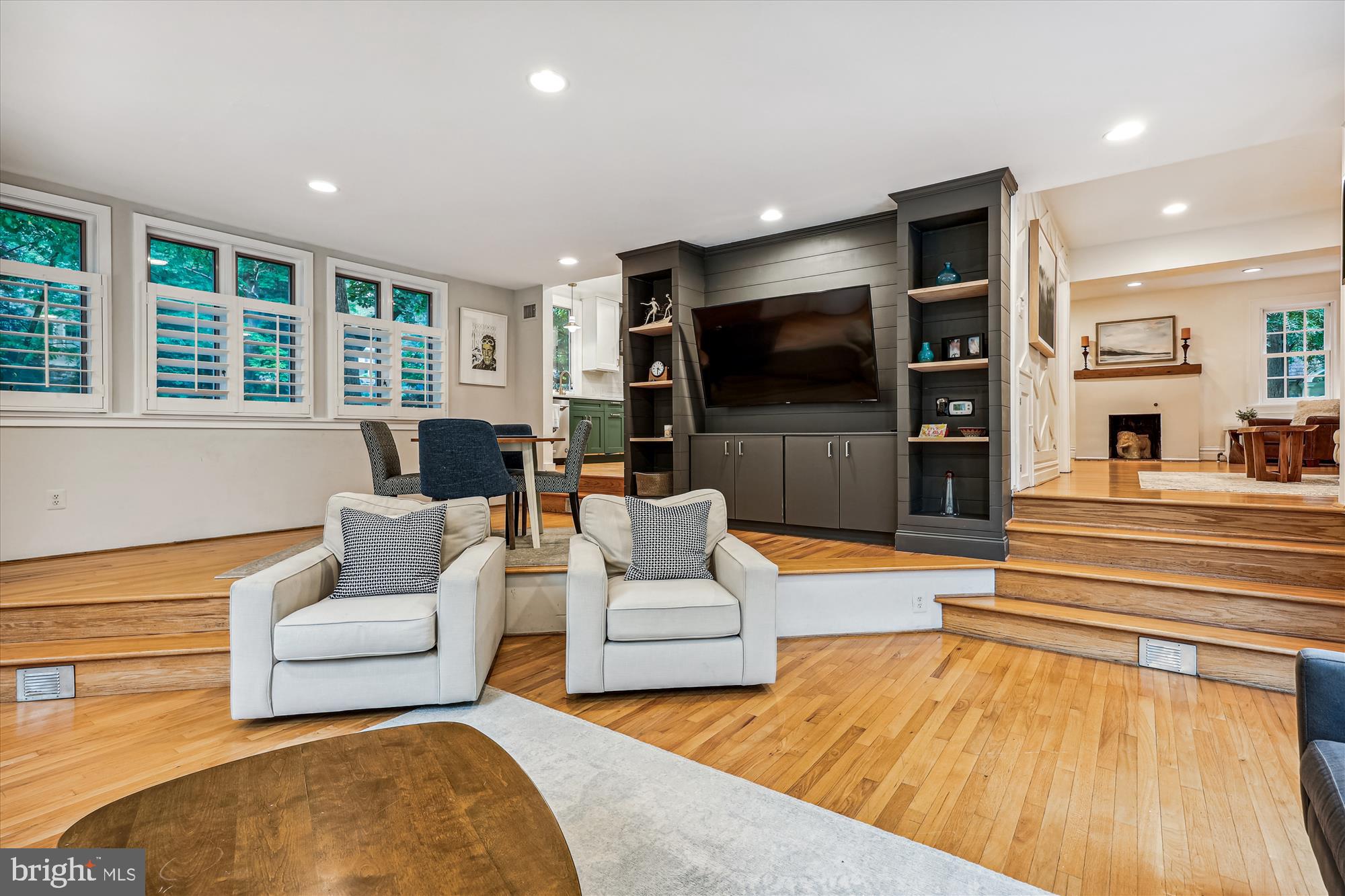 SOMERSET HEIGHTS - Residential