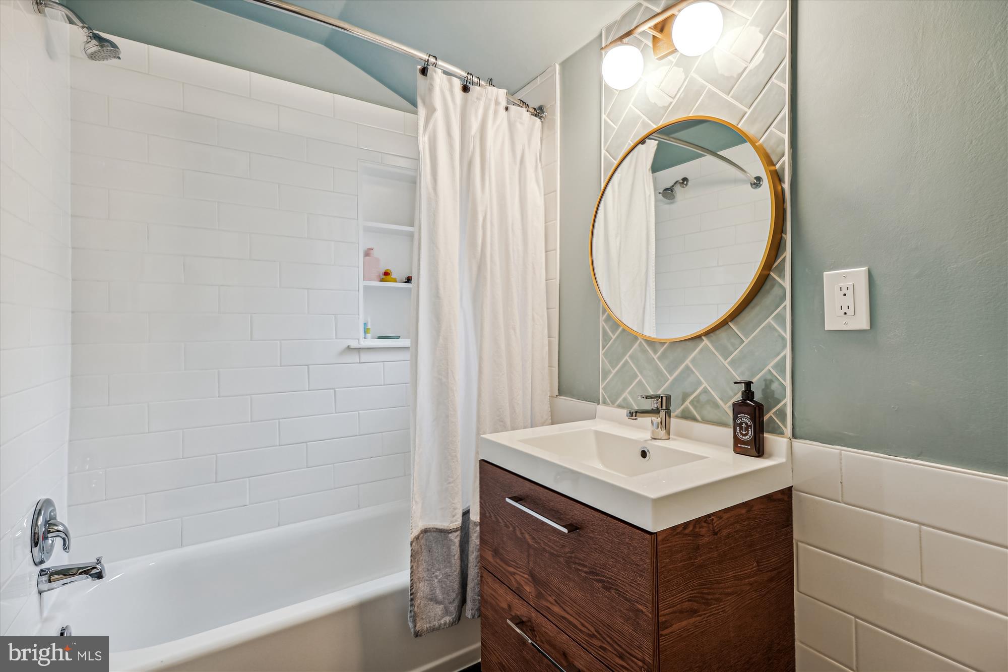 SOMERSET HEIGHTS - Residential