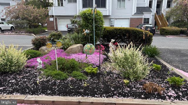 204 MICHELLE COURT 100