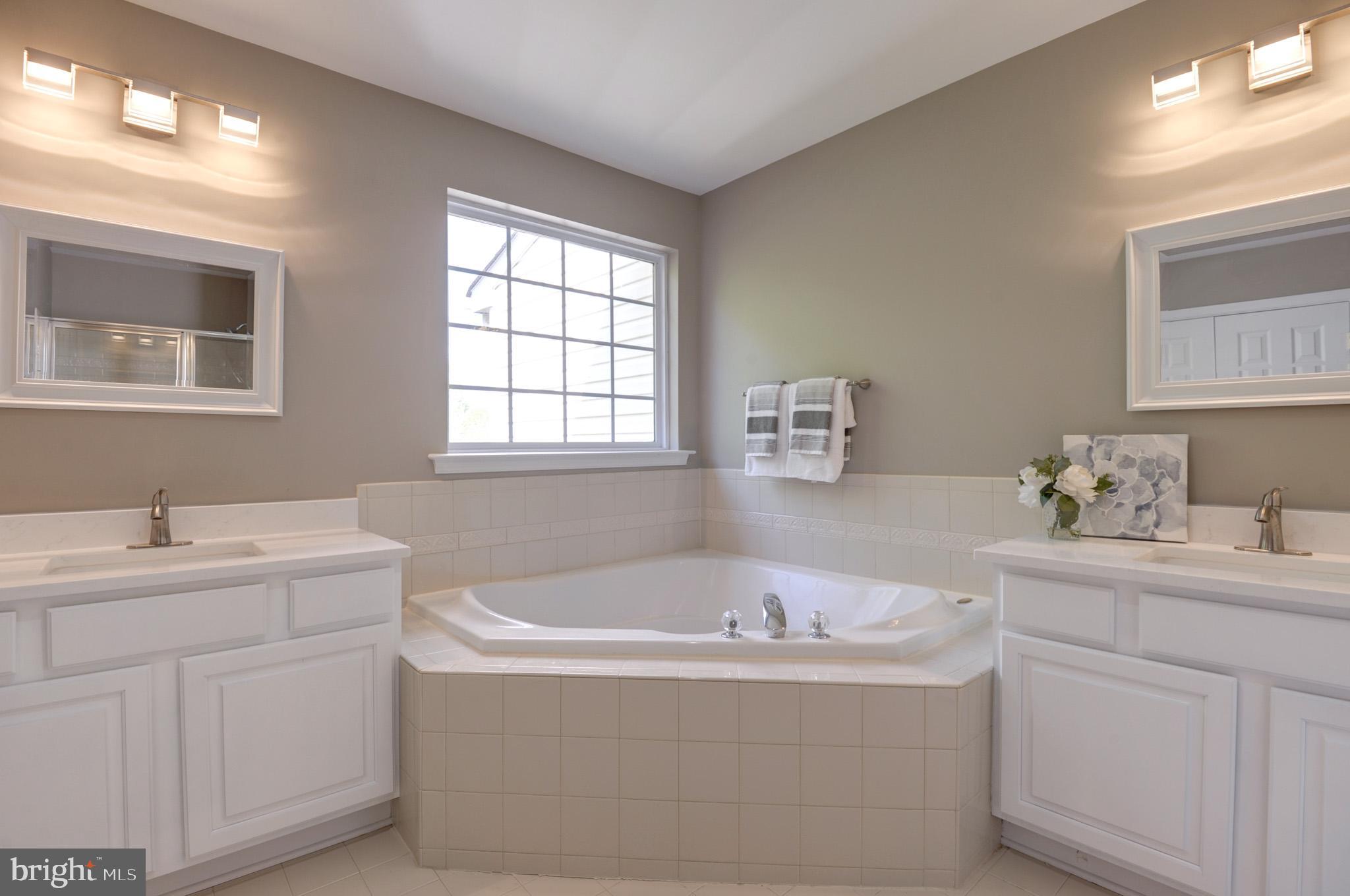 TAVISTOCK FARMS - Residential