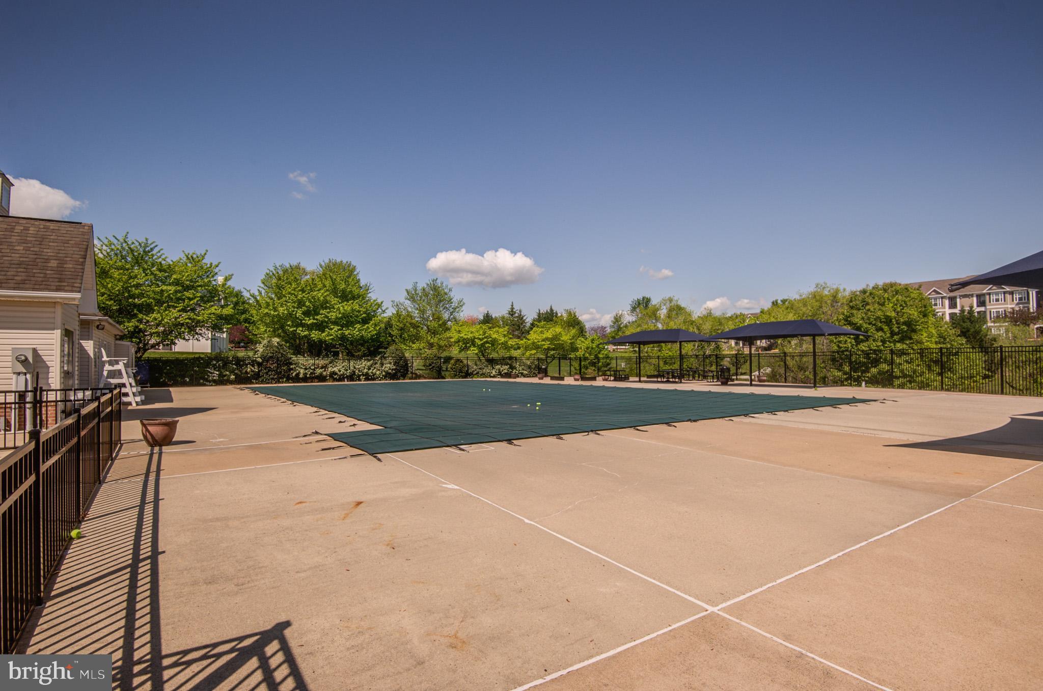 TAVISTOCK FARMS - Residential