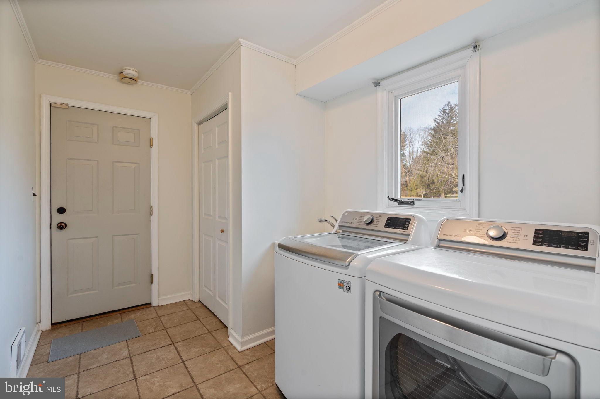 FOX CHAPEL - Residential