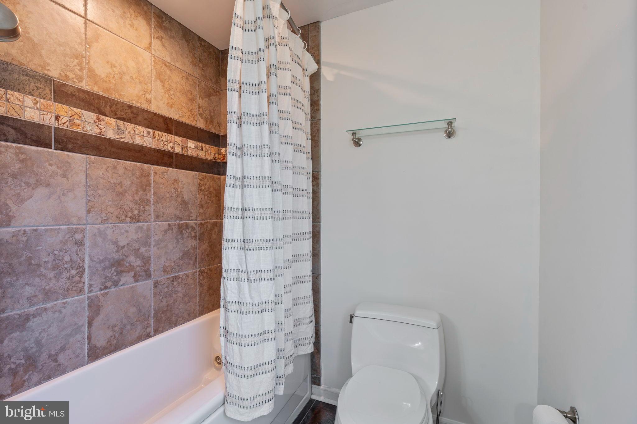 FOX CHAPEL - Residential