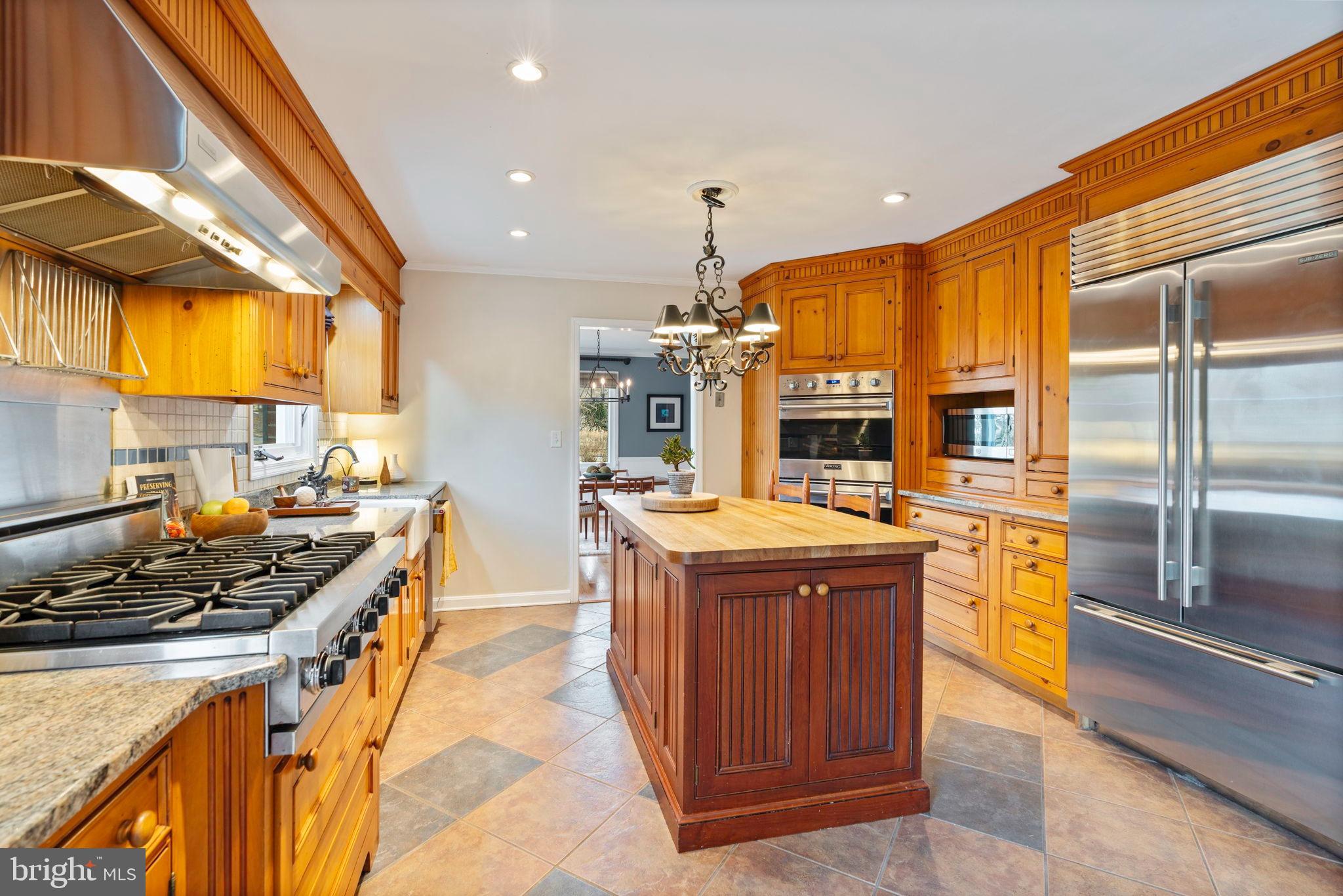 FOX CHAPEL - Residential