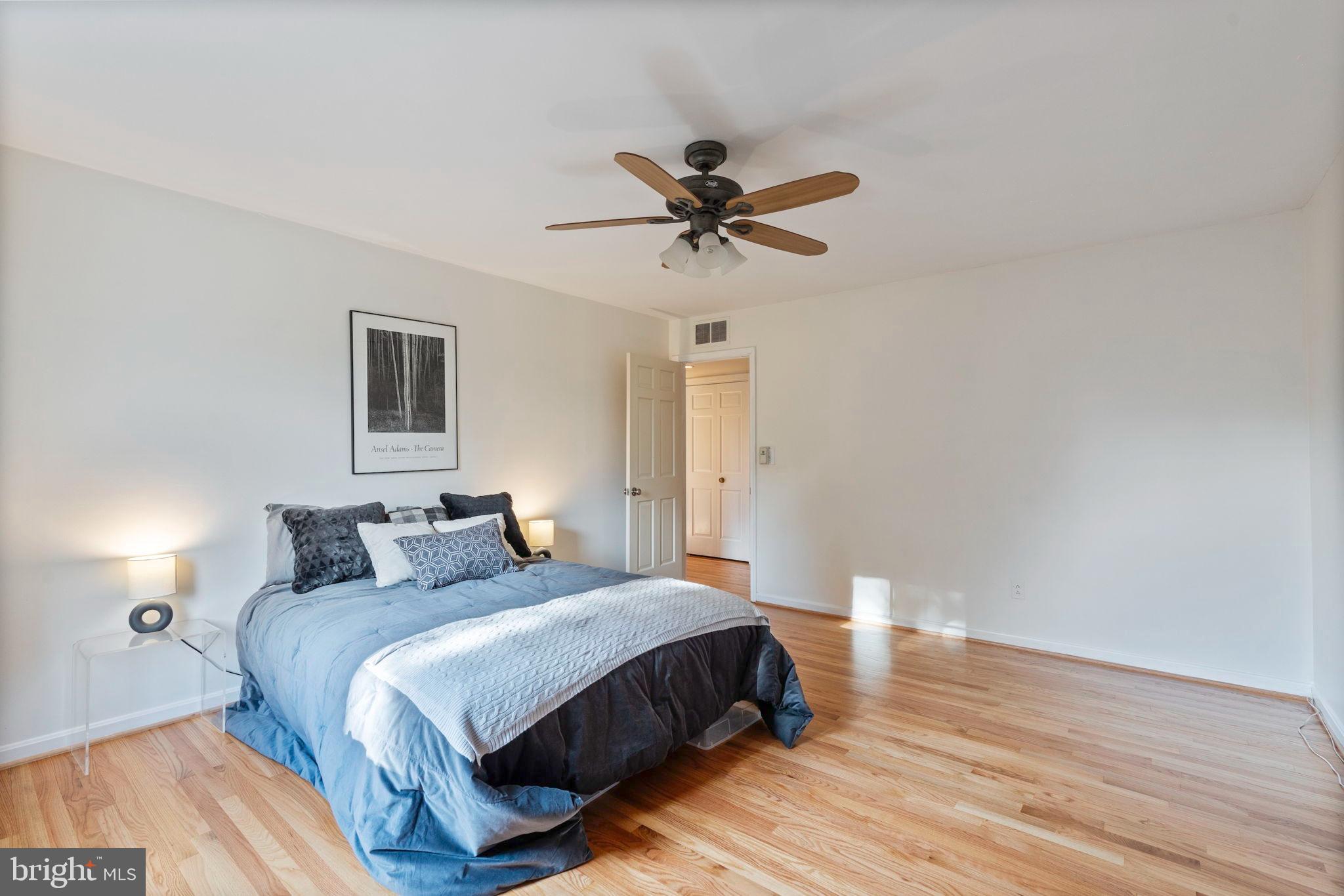 FOX CHAPEL - Residential