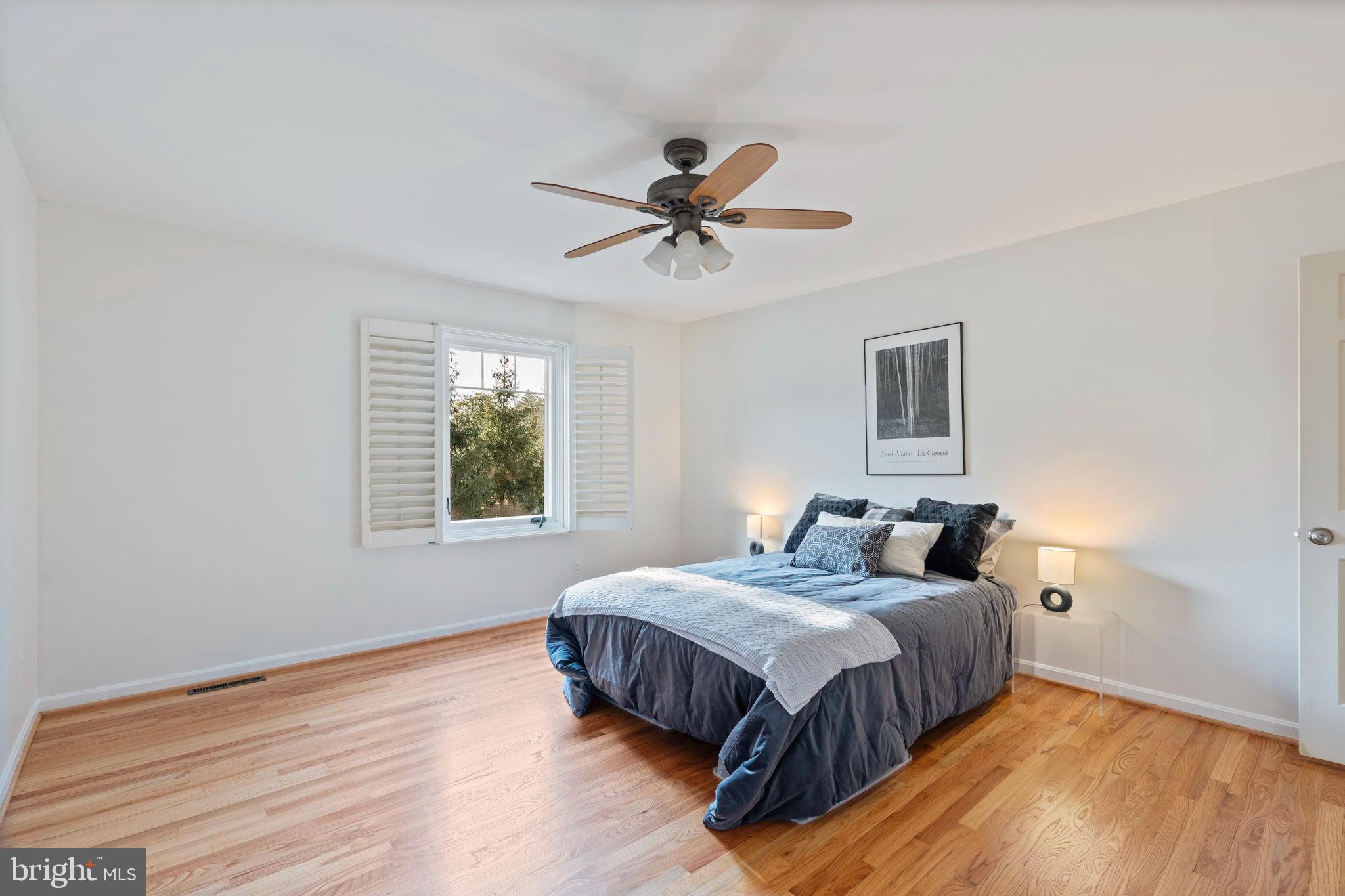 FOX CHAPEL - Residential