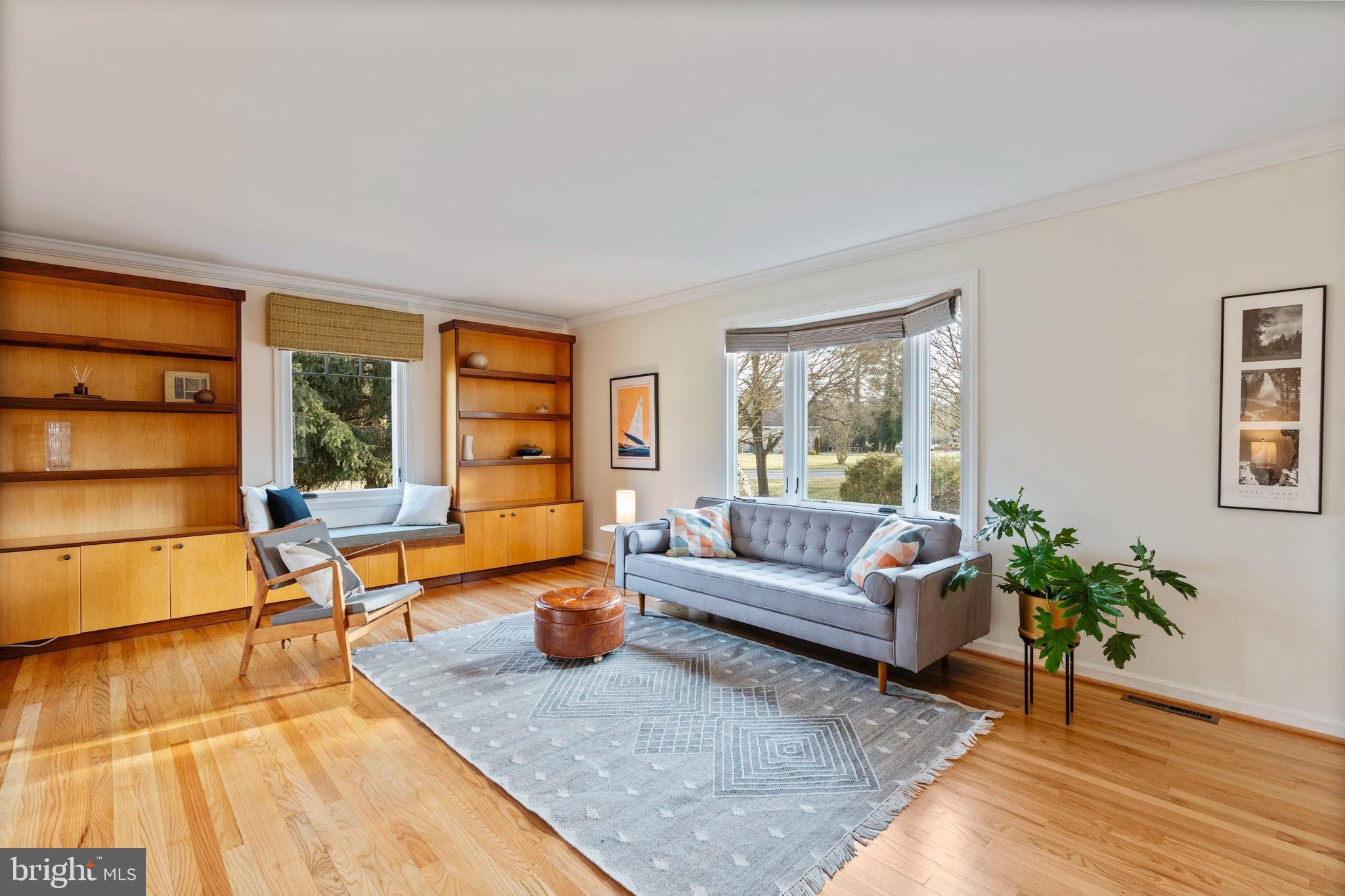 FOX CHAPEL - Residential