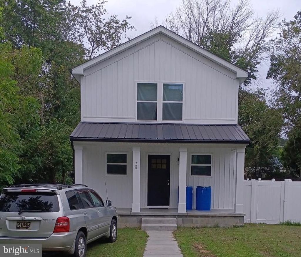 Photo of 708 Willow Street, ELLENDALE, DE 19941 (MLS # DESU2098130)