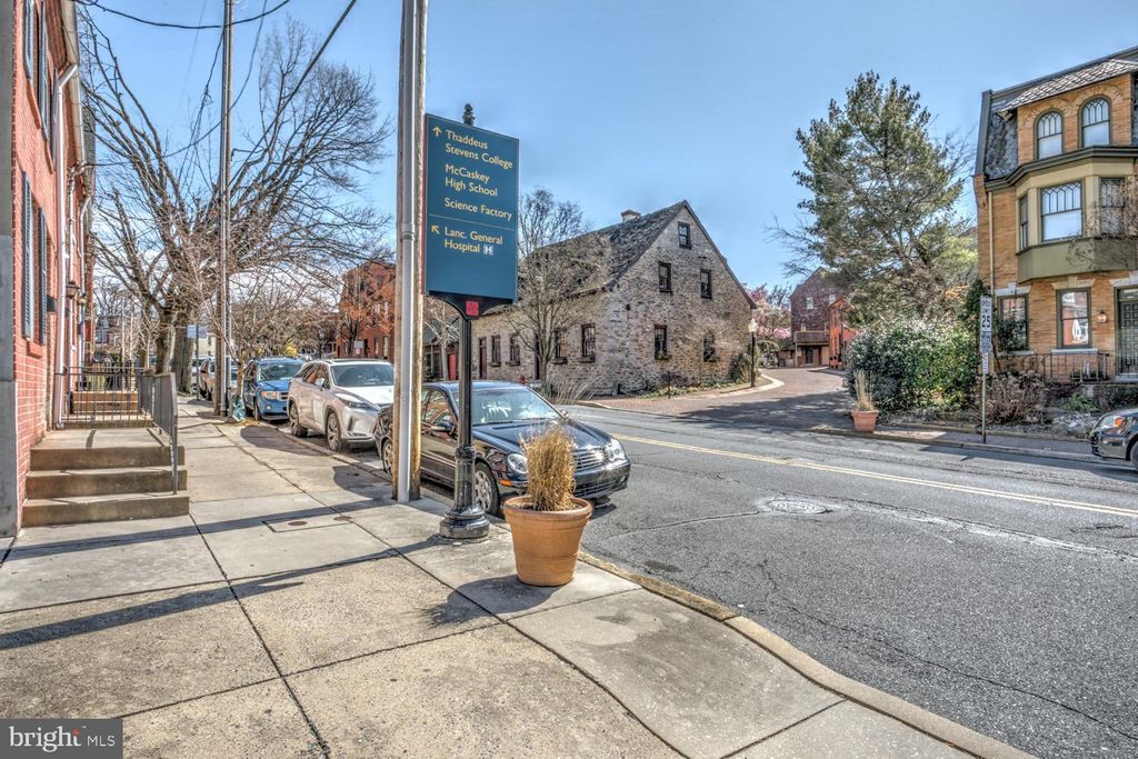 Photo of 121 E VINE ST, LANCASTER, PA 17602 (MLS # PALA2032172)