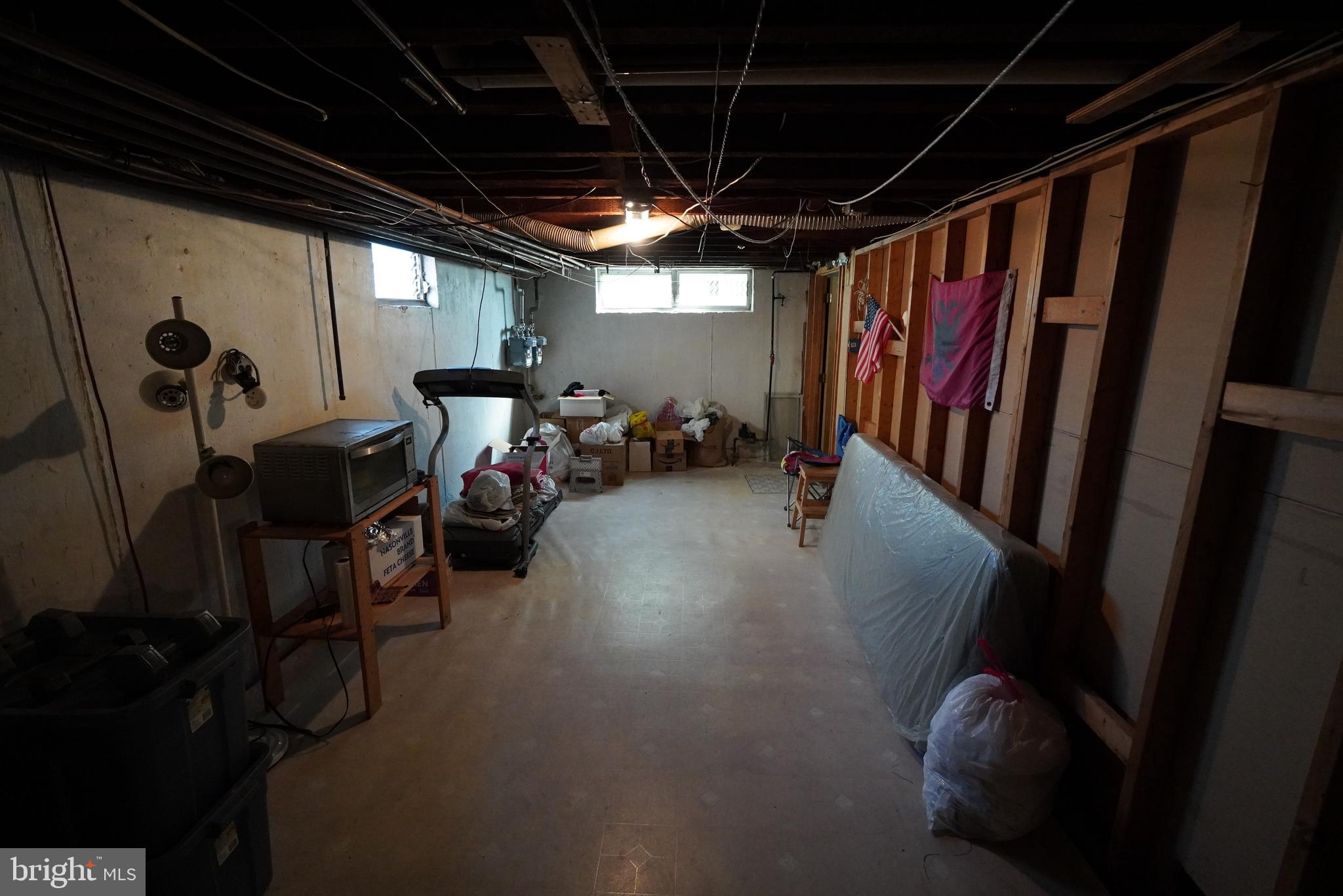 MAYFAIR (WEST) - Residential Income