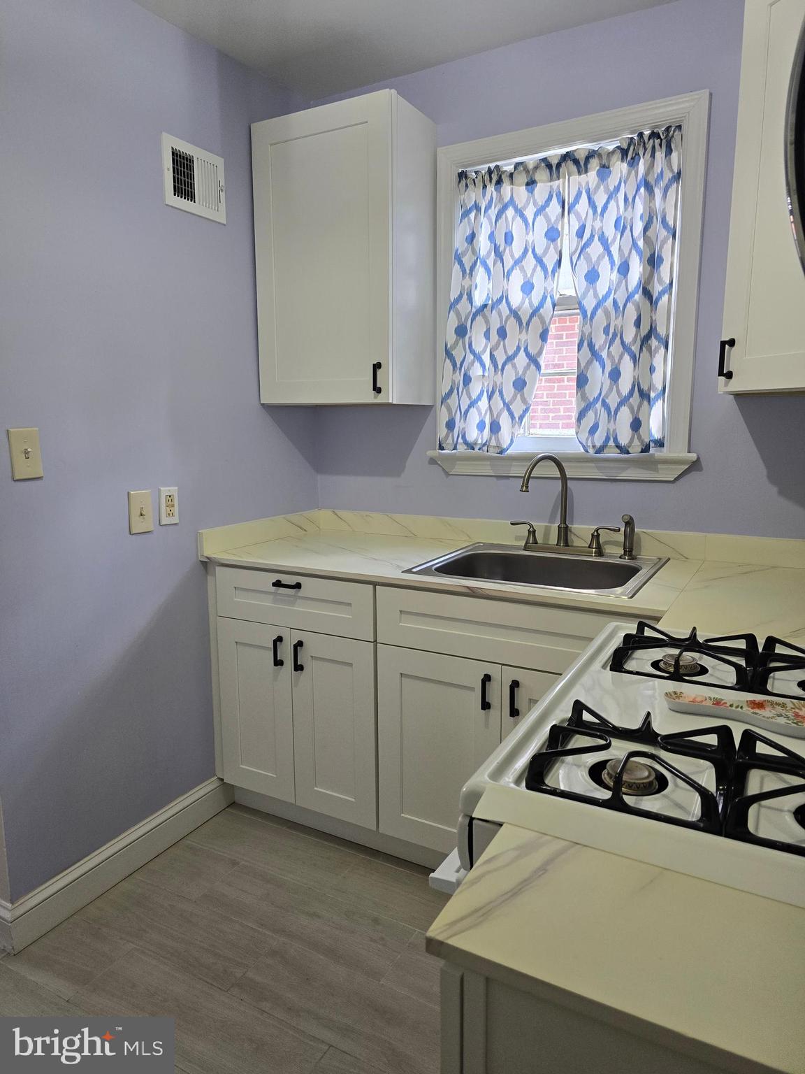 BRADBURY HEIGHTS - Residential