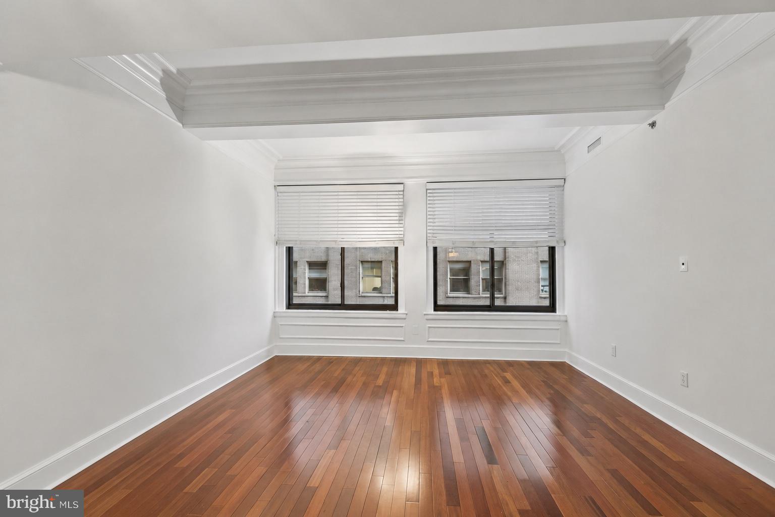 1500 CHESTNUT STREET 7D