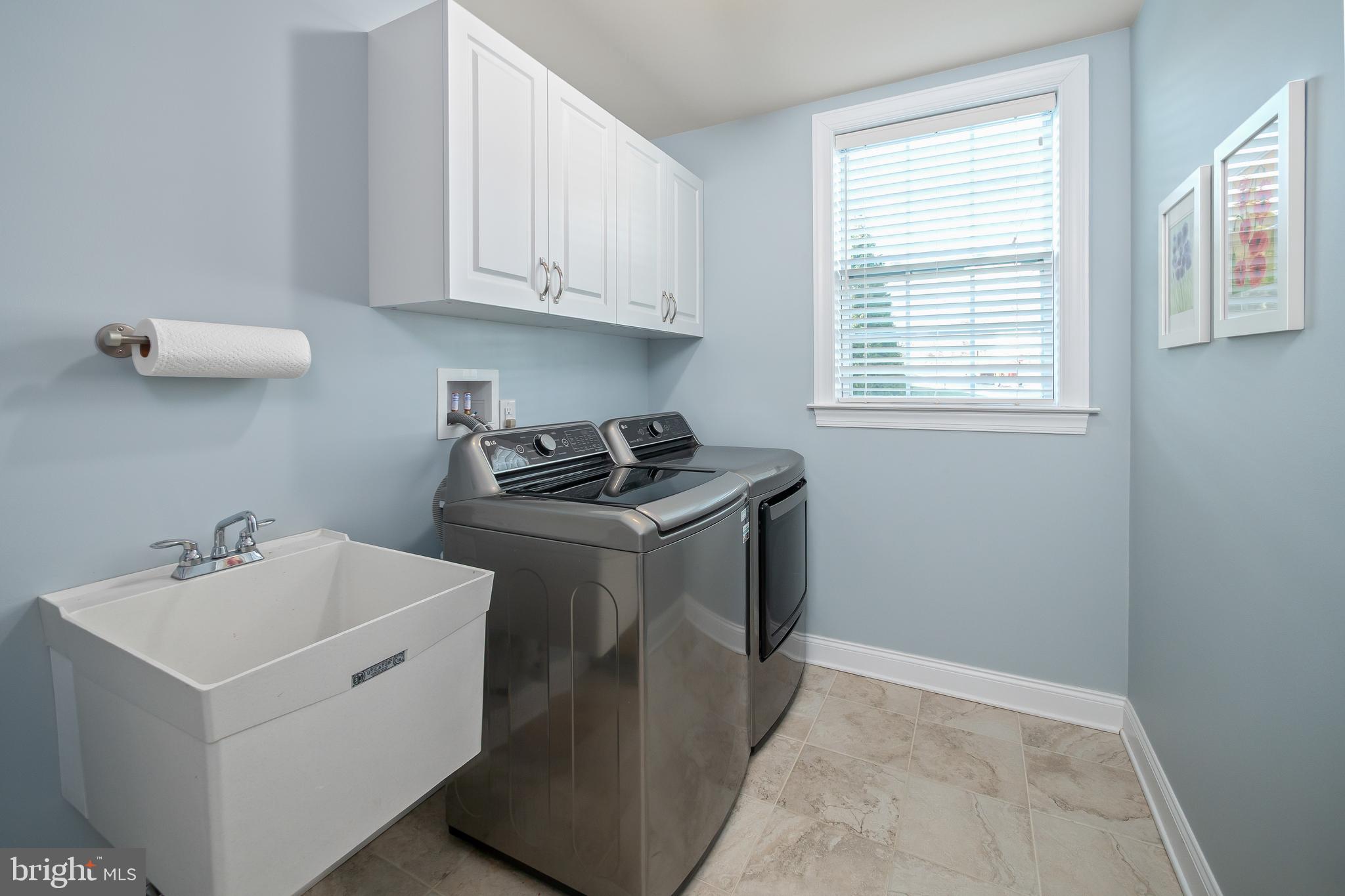 WEYHILL ESTATES - Residential