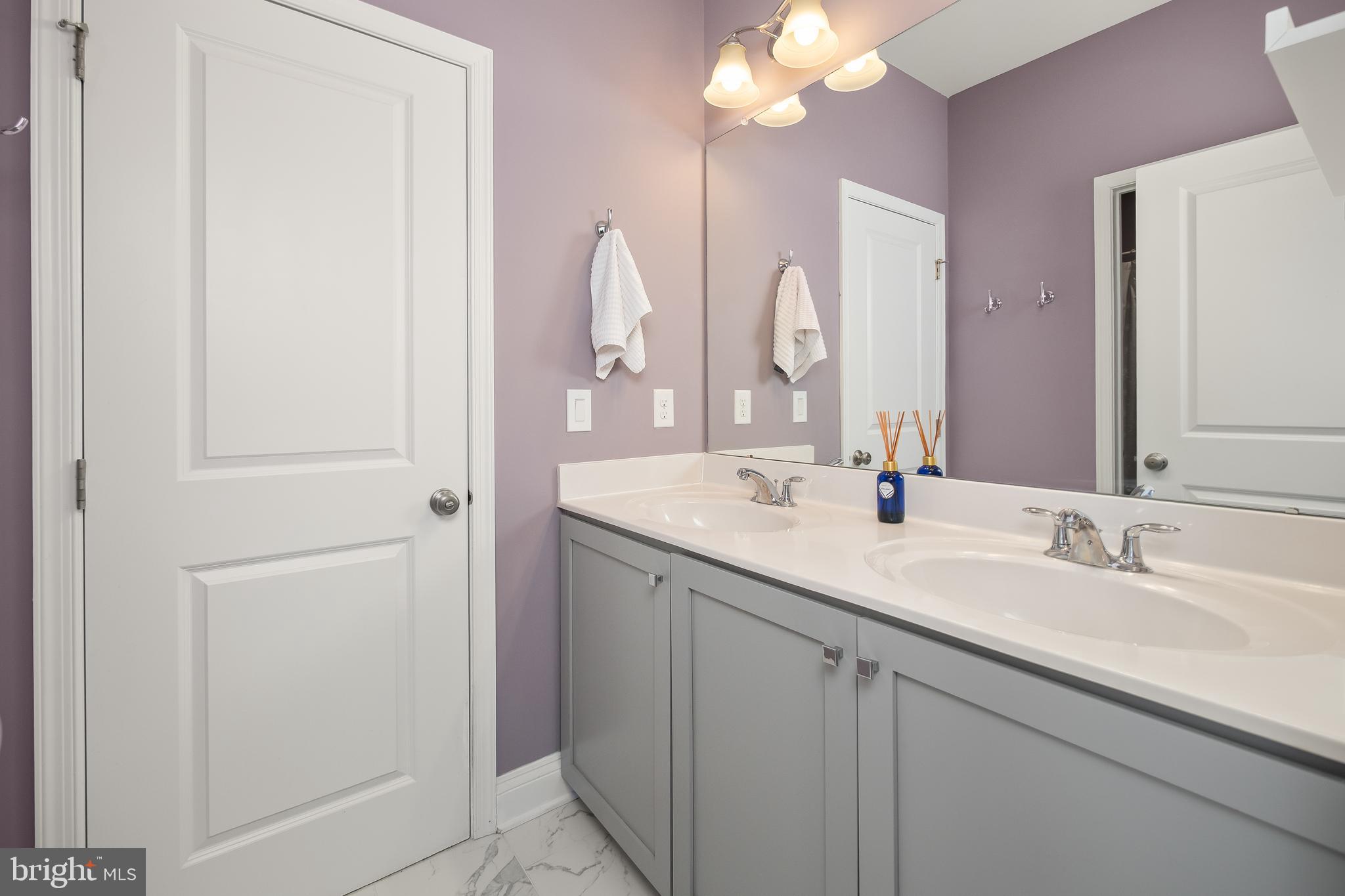 WEYHILL ESTATES - Residential