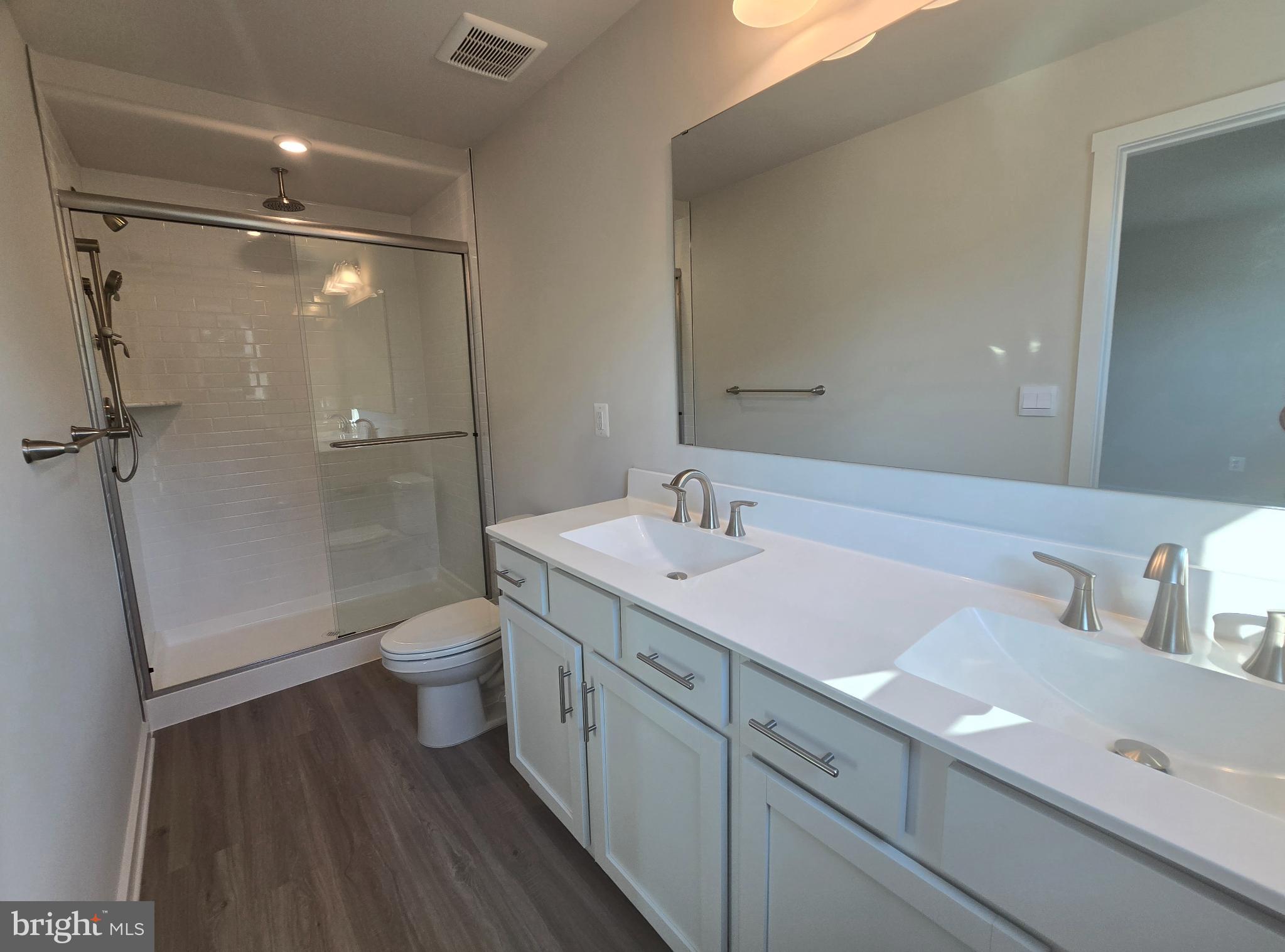 SOUTH BROOK - Residential Lease