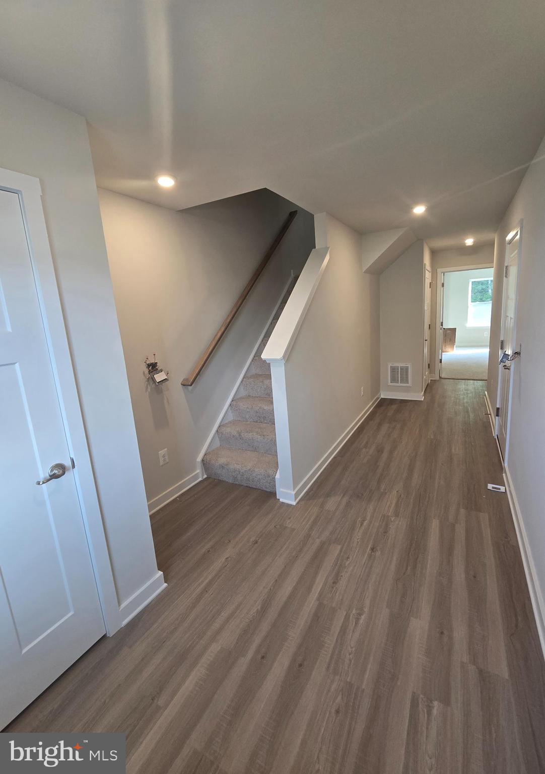 SOUTH BROOK - Residential Lease