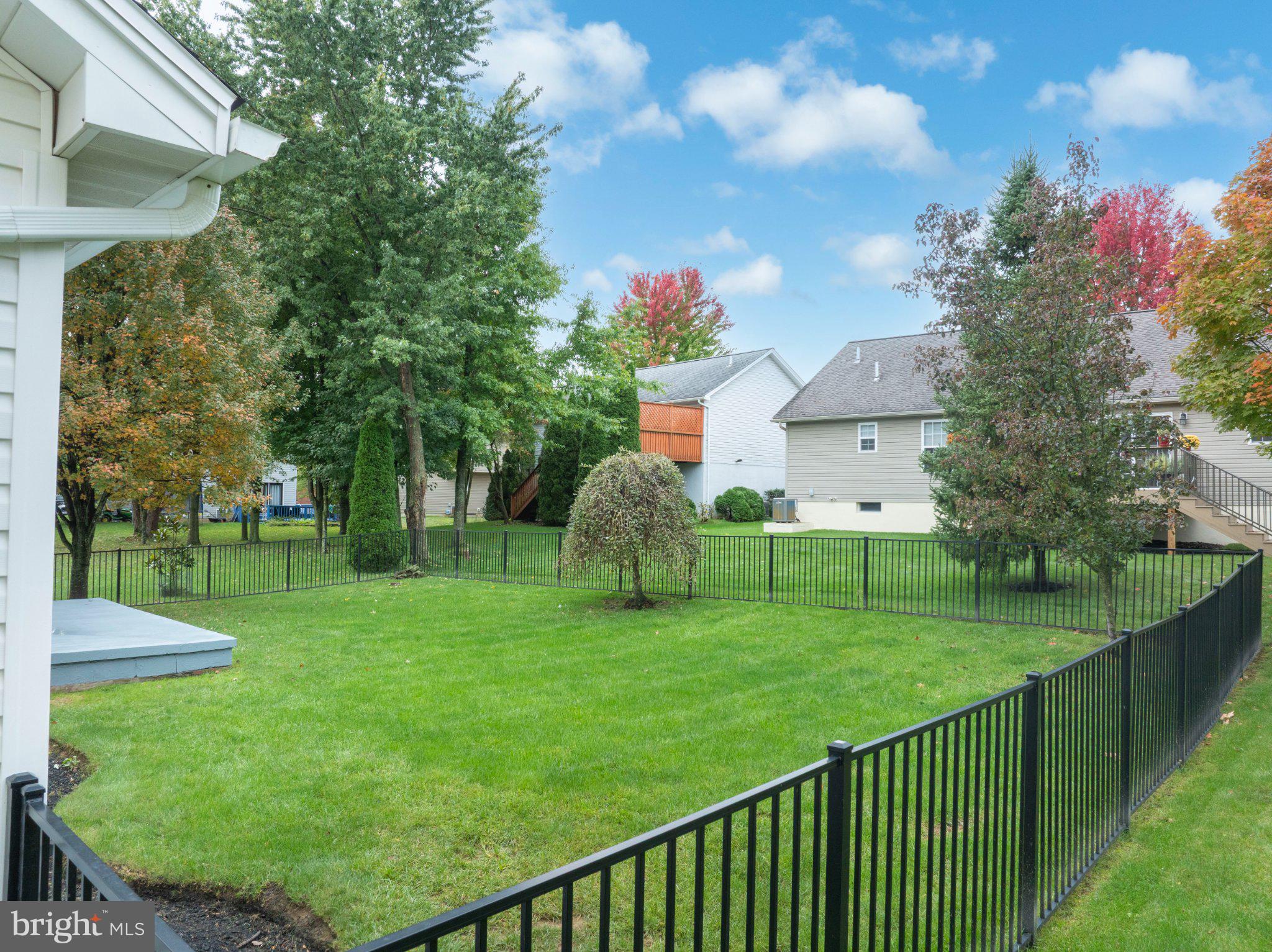 2305 FALCONPOINTE DRIVE