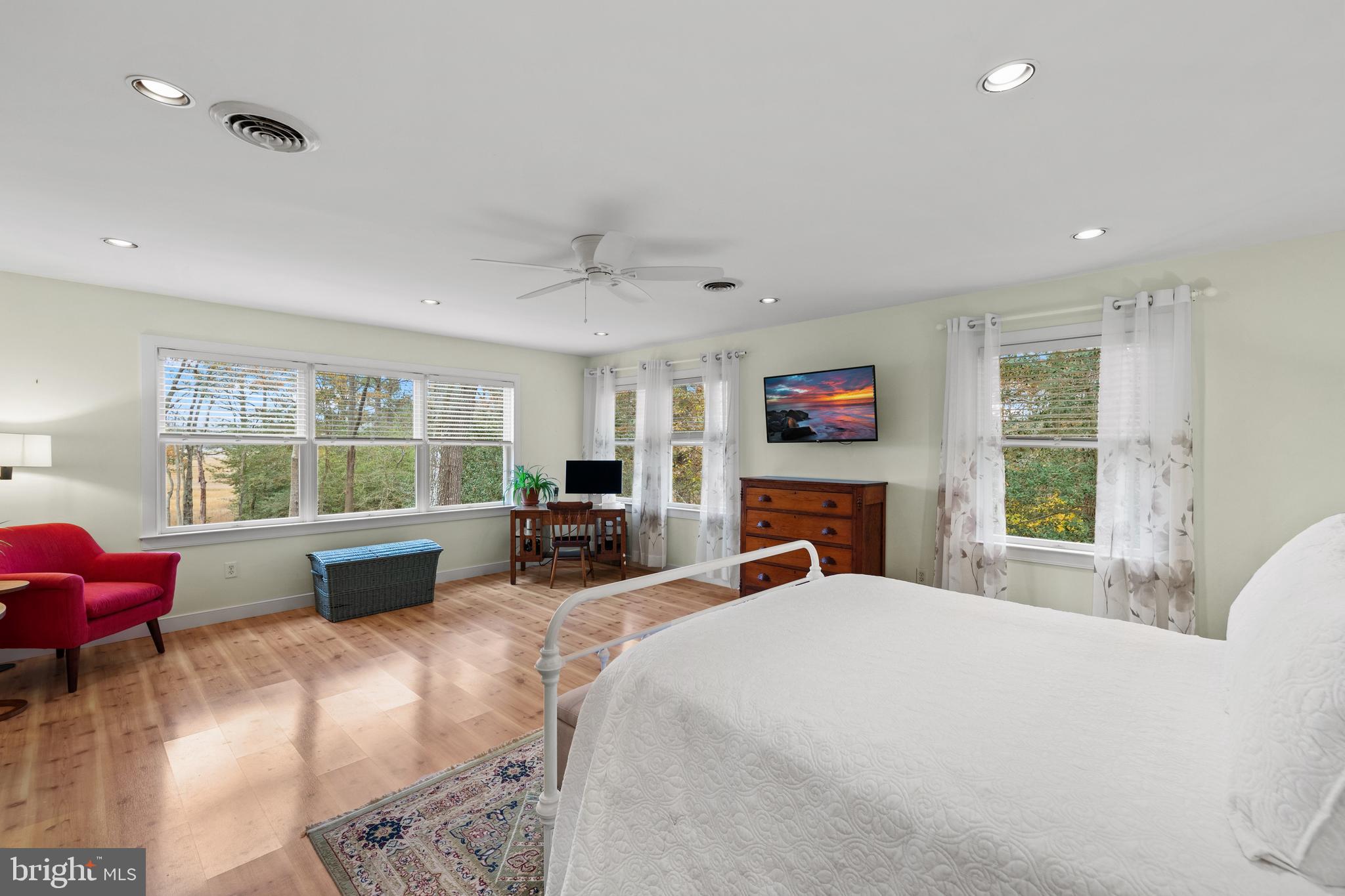 WOLFE RUNNE - Residential