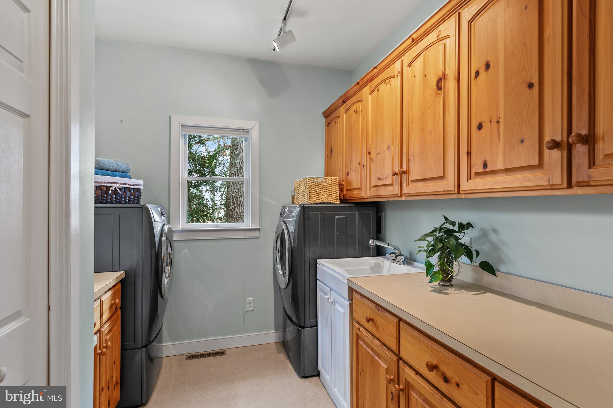 WOLFE RUNNE - Residential