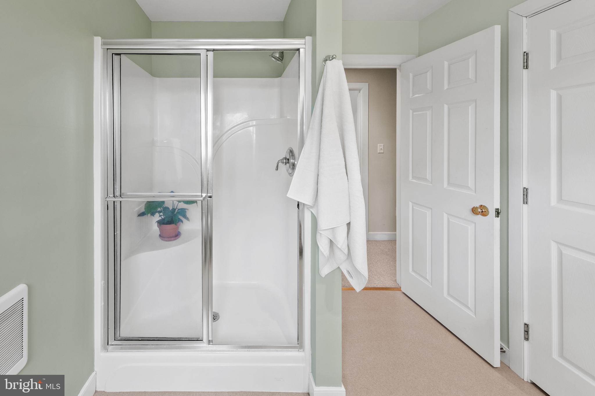 WOLFE RUNNE - Residential