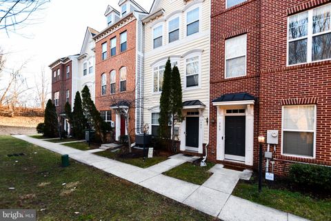 404 AVA WAY NE WASHINGTON DC 20017